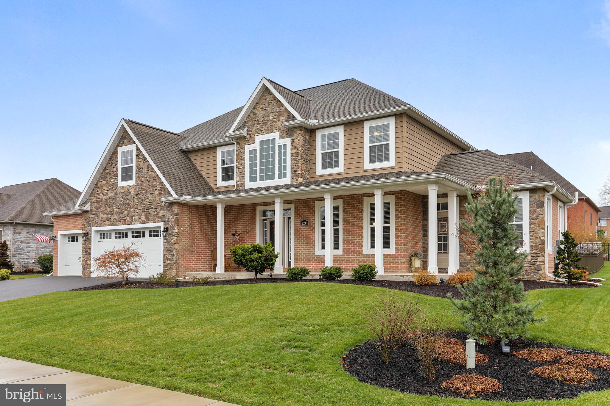 HERITAGE ESTATES - Residential