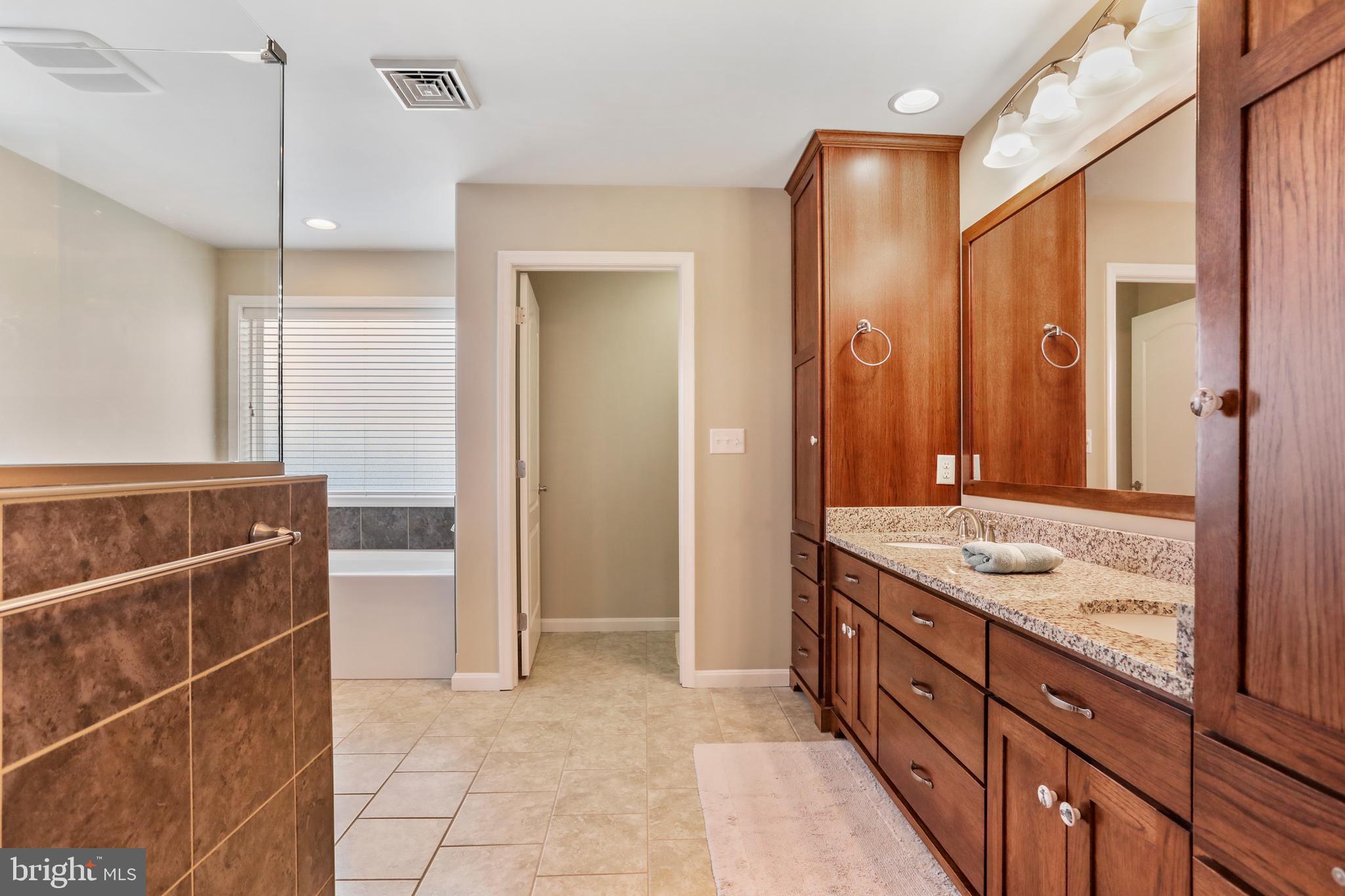 HERITAGE ESTATES - Residential