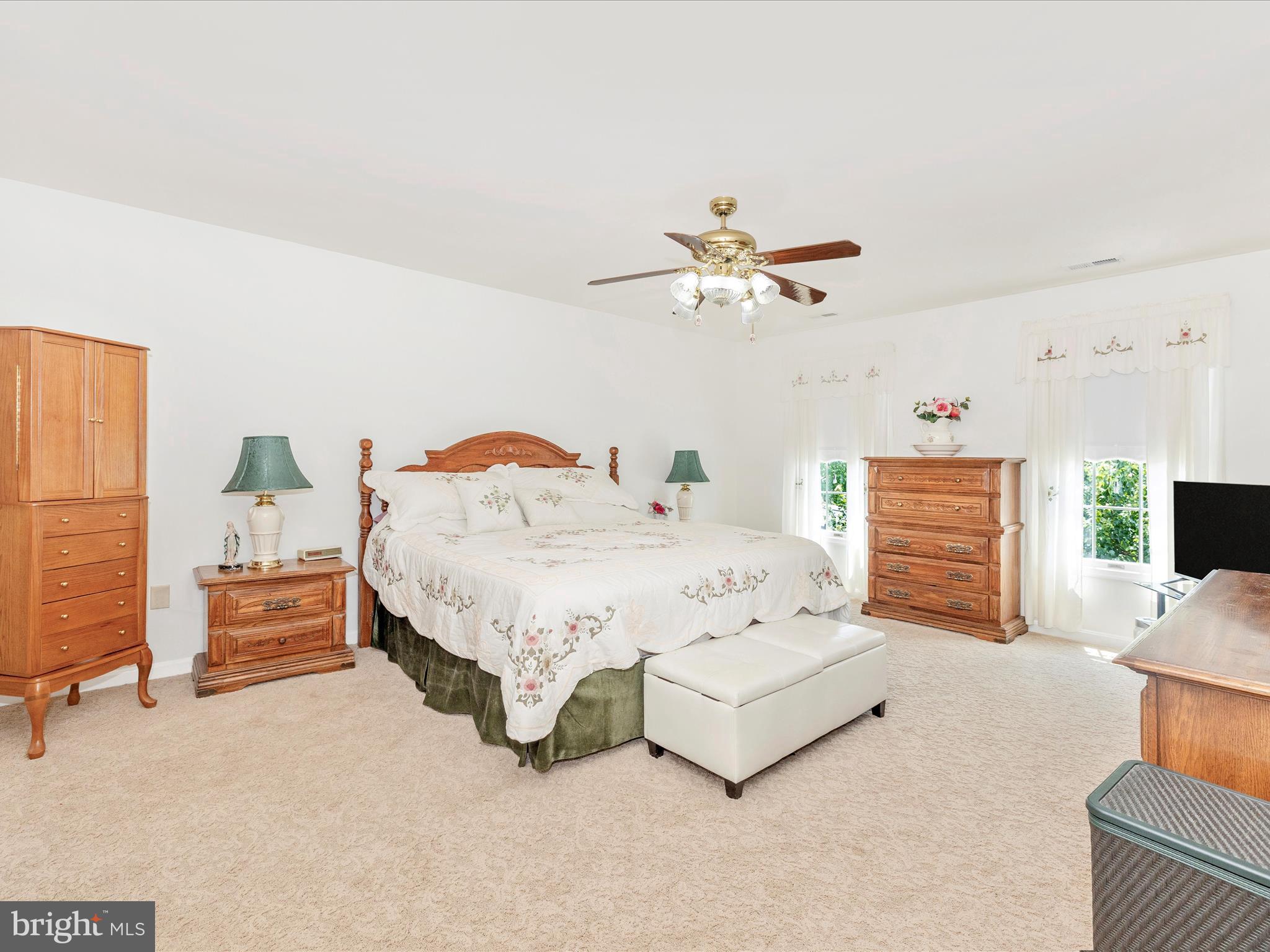 MONARCH RIDGE - Residential