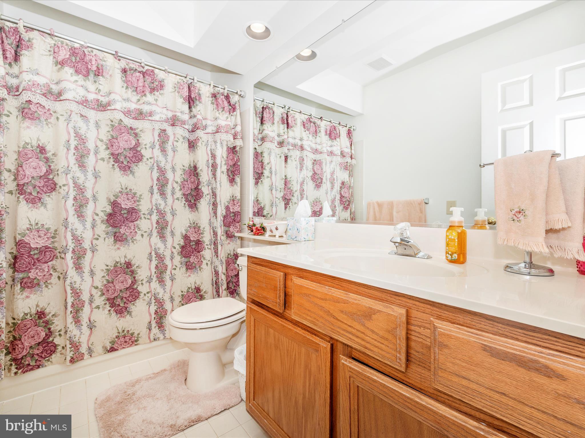 MONARCH RIDGE - Residential