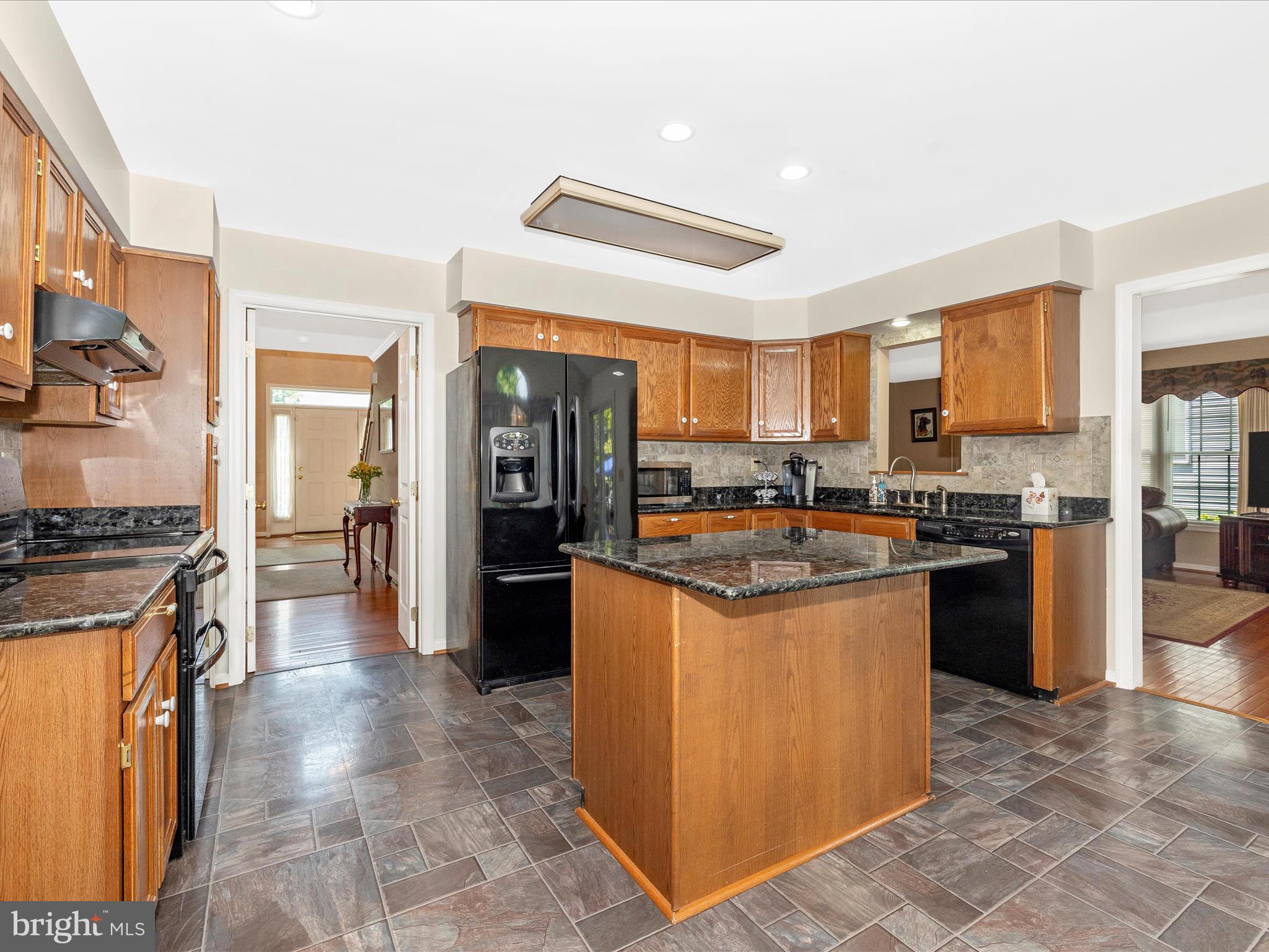 MONARCH RIDGE - Residential