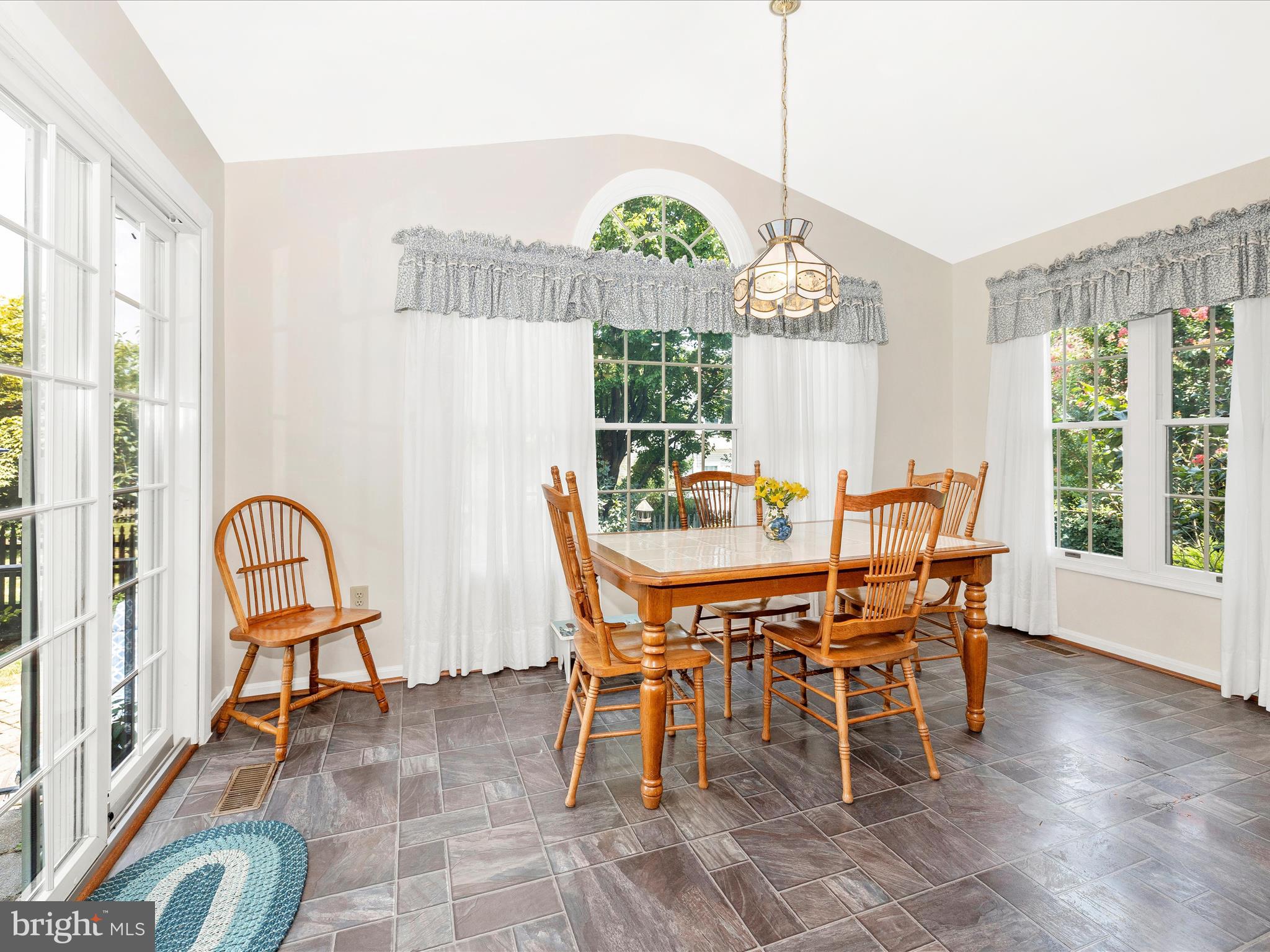 MONARCH RIDGE - Residential