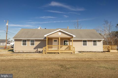 18 WYNFALL AVENUE CRISFIELD MD 21817