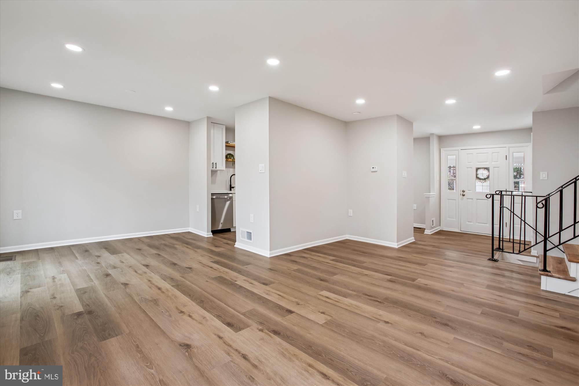 LAKE RIDGE - Residential