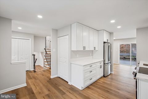 12060 WILLOWOOD DRIVE WOODBRIDGE VA 22192