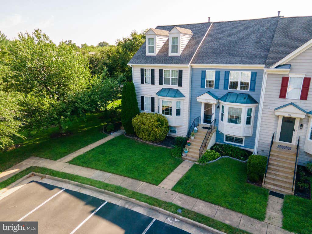 Photo of 144 Connery Terrace SW, LEESBURG, VA 20175 (MLS # VALO2134868)