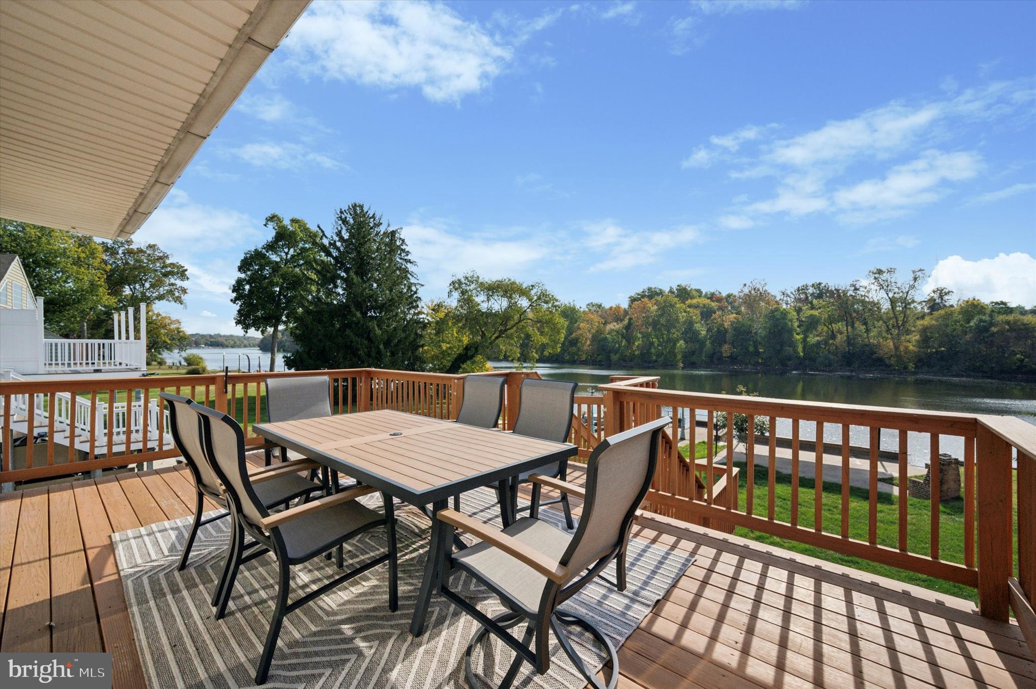 PORT INDIAN - Residential Lease