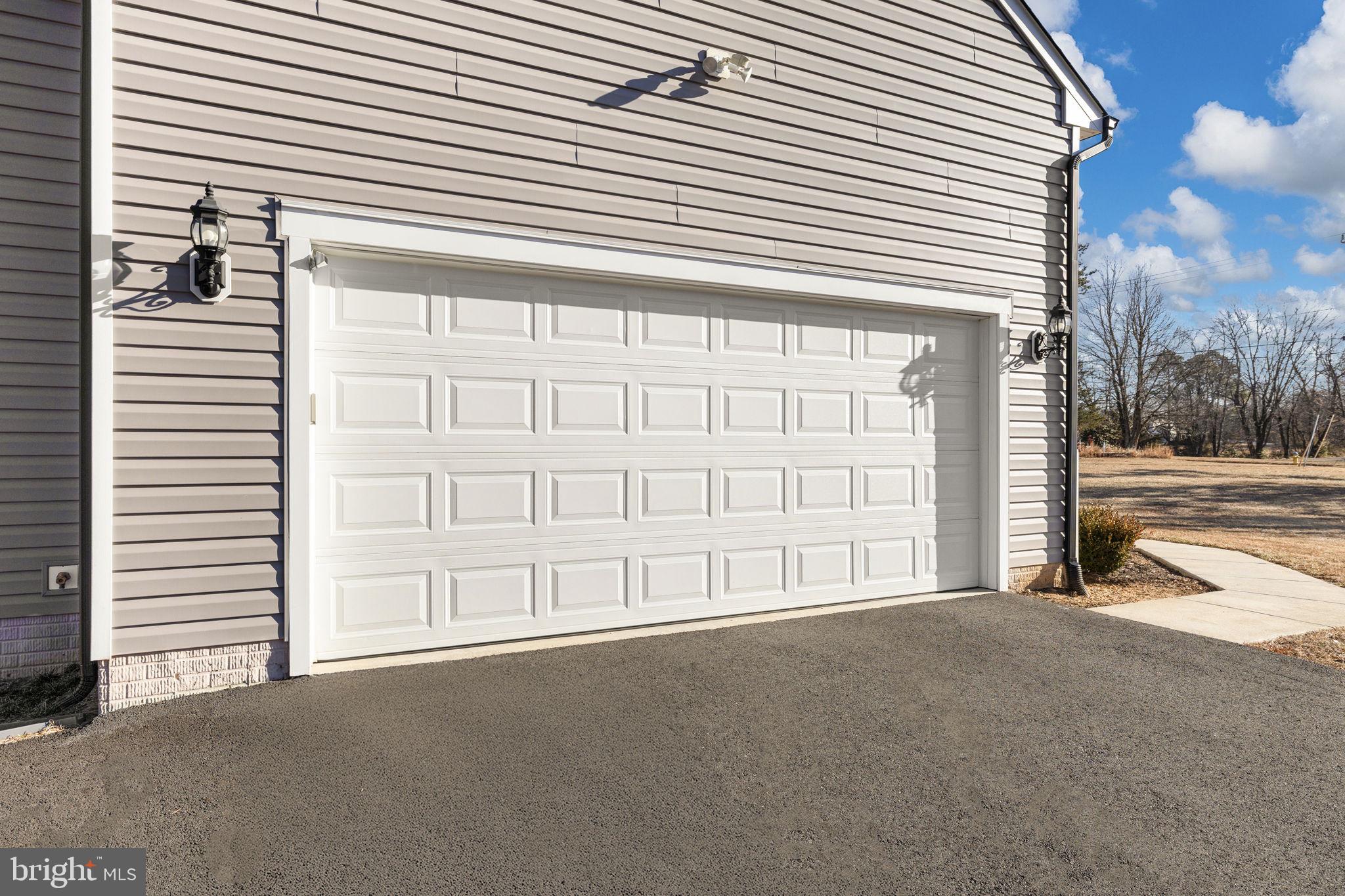 WALNUT GROVE ESTATES - Residential