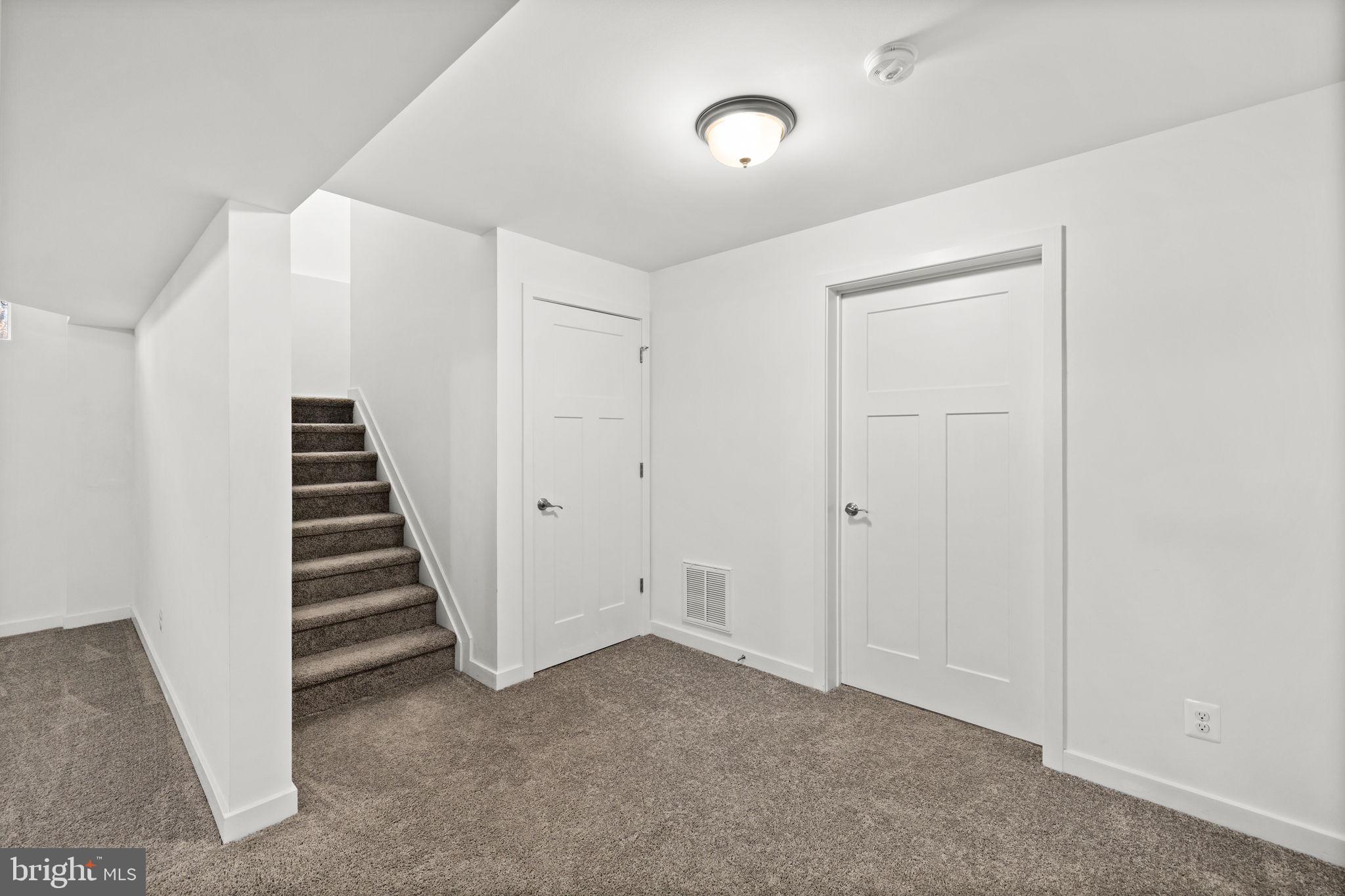 WALNUT GROVE ESTATES - Residential