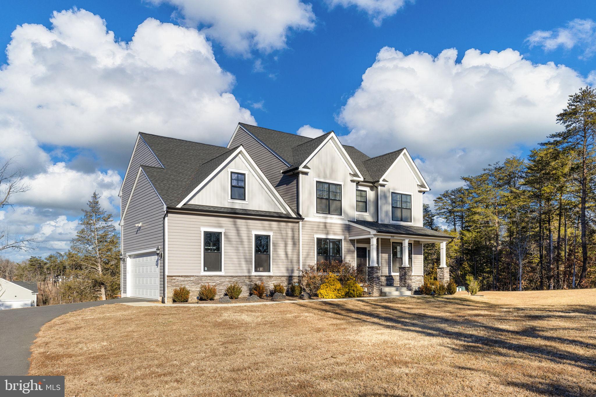 WALNUT GROVE ESTATES - Residential