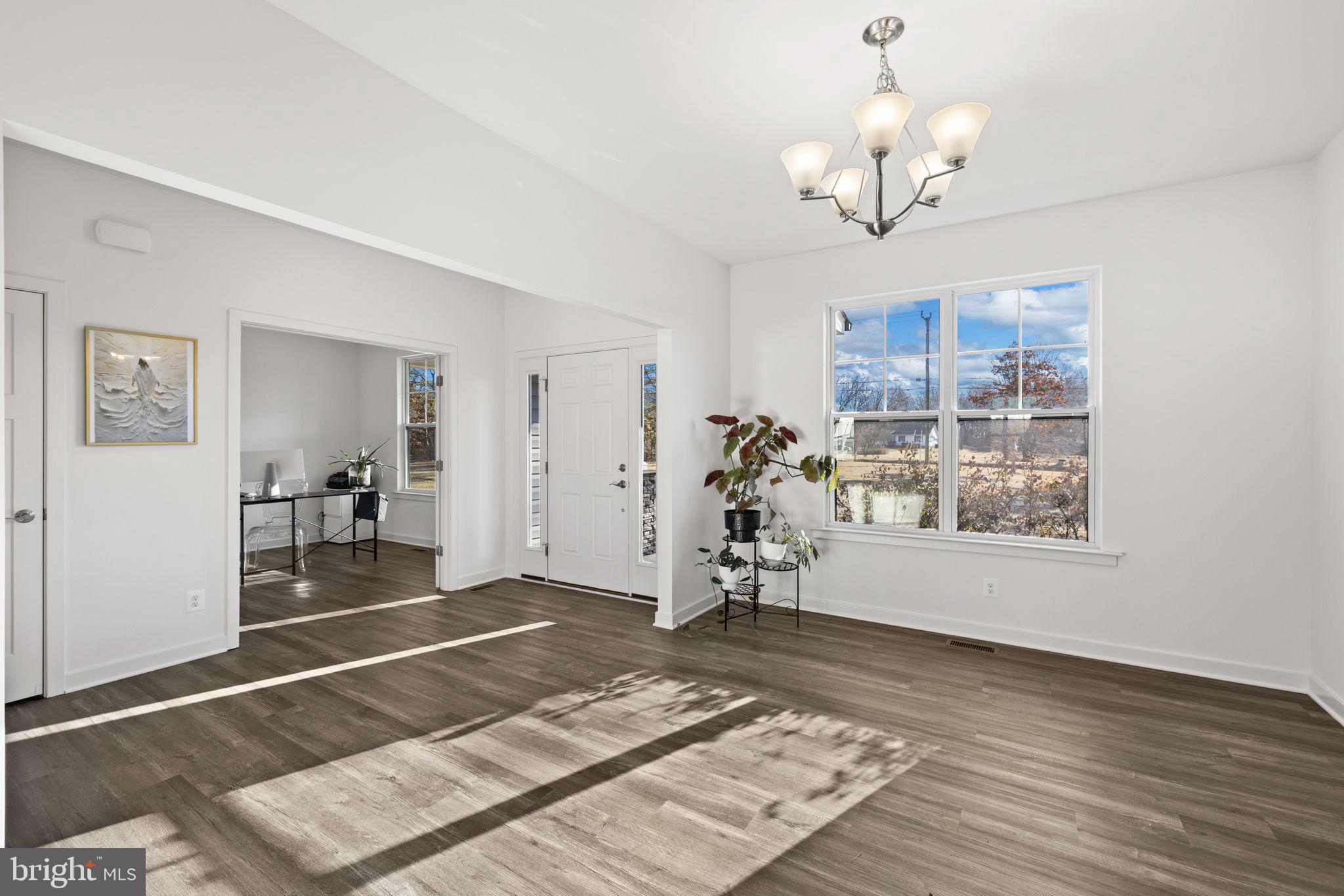 WALNUT GROVE ESTATES - Residential