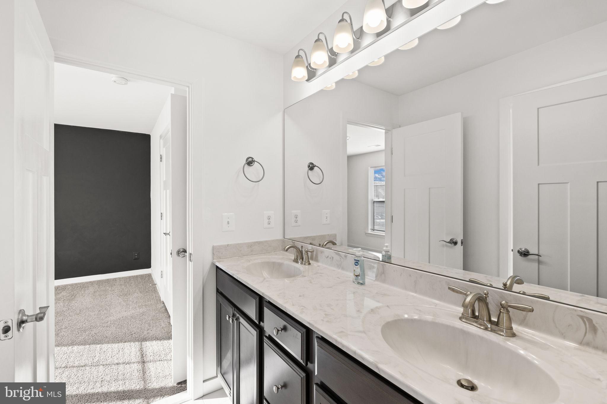 WALNUT GROVE ESTATES - Residential