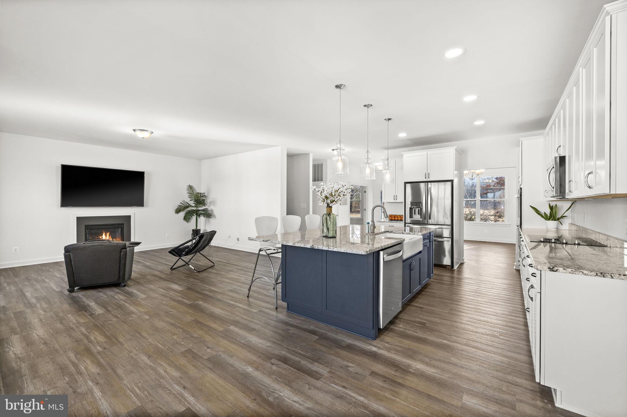 WALNUT GROVE ESTATES - Residential