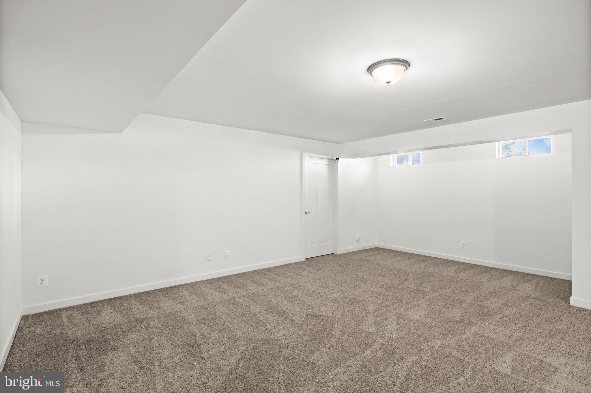 WALNUT GROVE ESTATES - Residential