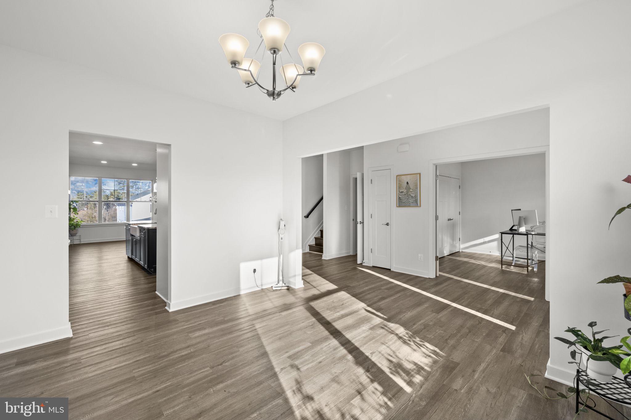 WALNUT GROVE ESTATES - Residential