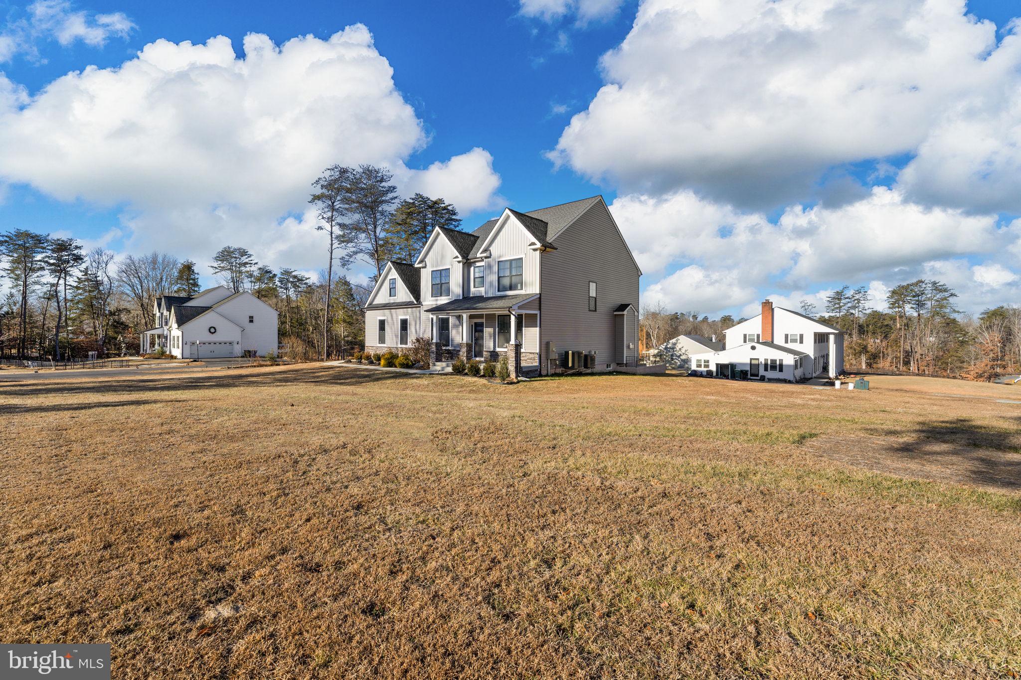 WALNUT GROVE ESTATES - Residential