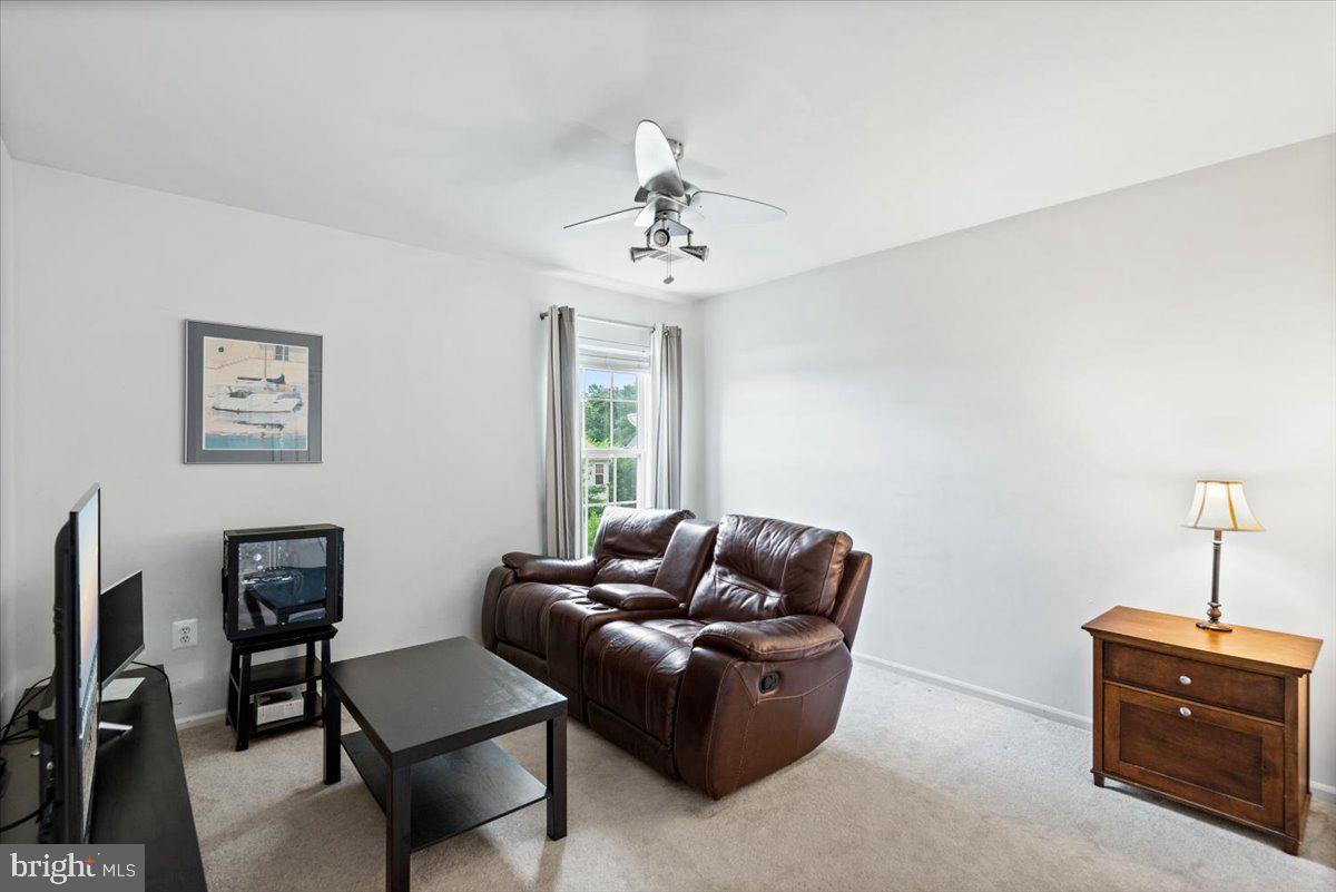 STRATFORD PLACE - Residential