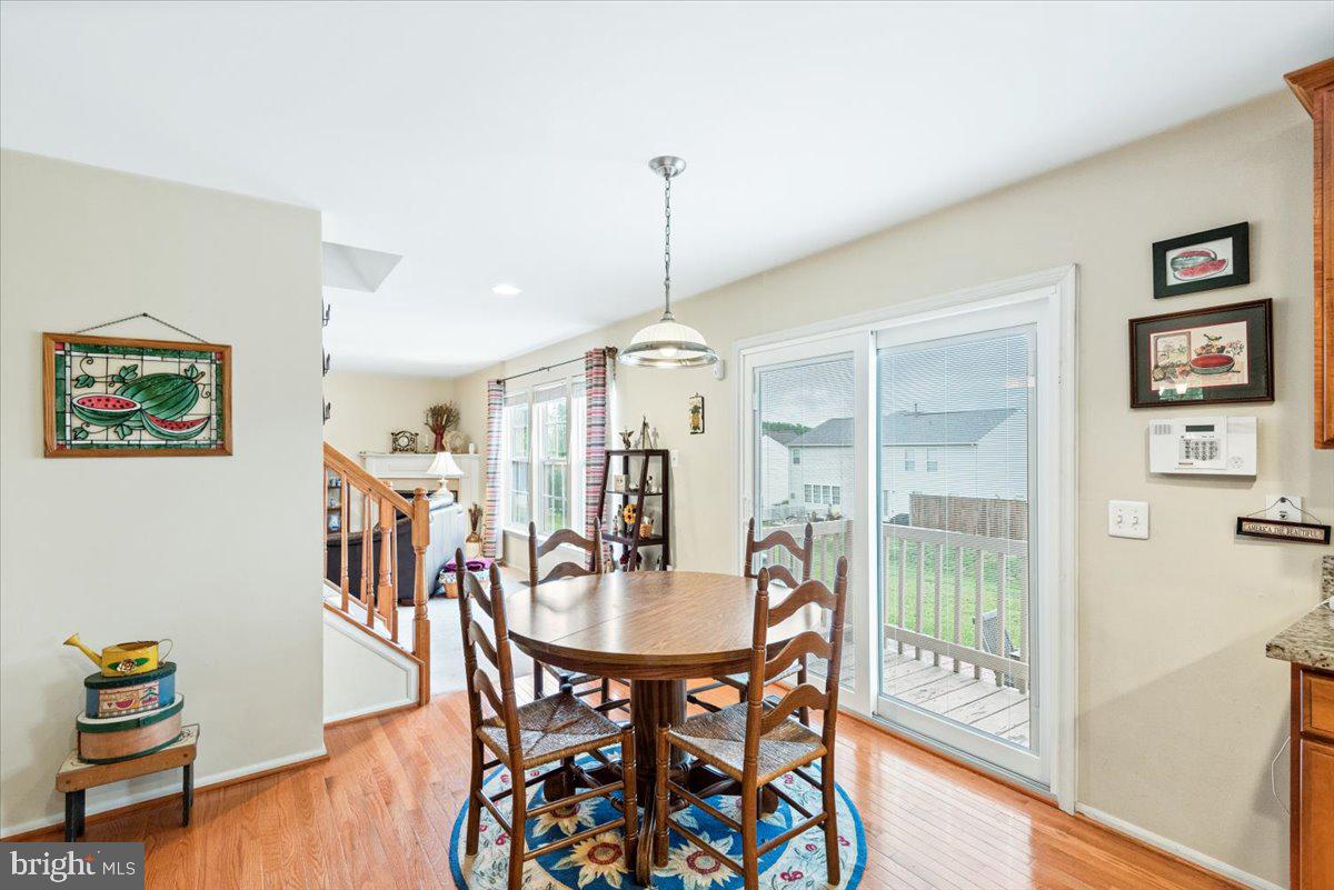 STRATFORD PLACE - Residential