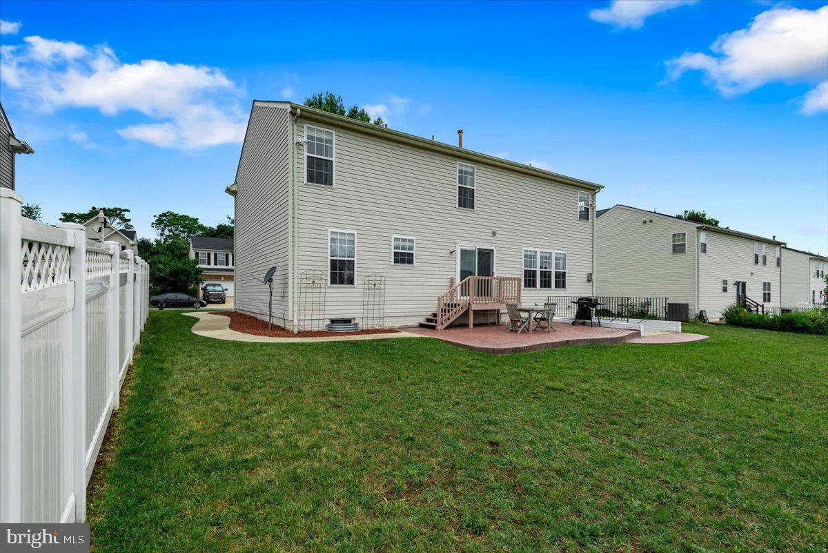 STRATFORD PLACE - Residential