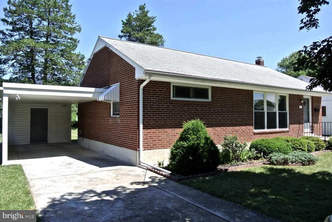 Lovely Blackburn Village Ranch, 916 SF, ALL NEW flooring throughout, bright kitchen w/ window over the double sink, plenty of cabinet space and room for an eat-in kitchen, large carport area w/ storage shed, large oversized rear covered patio to relax & enjoy the level rear yard and outdoor space, very nicely maintained home, electric heat pump and CA. Huge lower level area, unfinished for plenty of storage! Close to town, restaurants, schools, shopping and highways,Just a lovely home ready to move in asap!