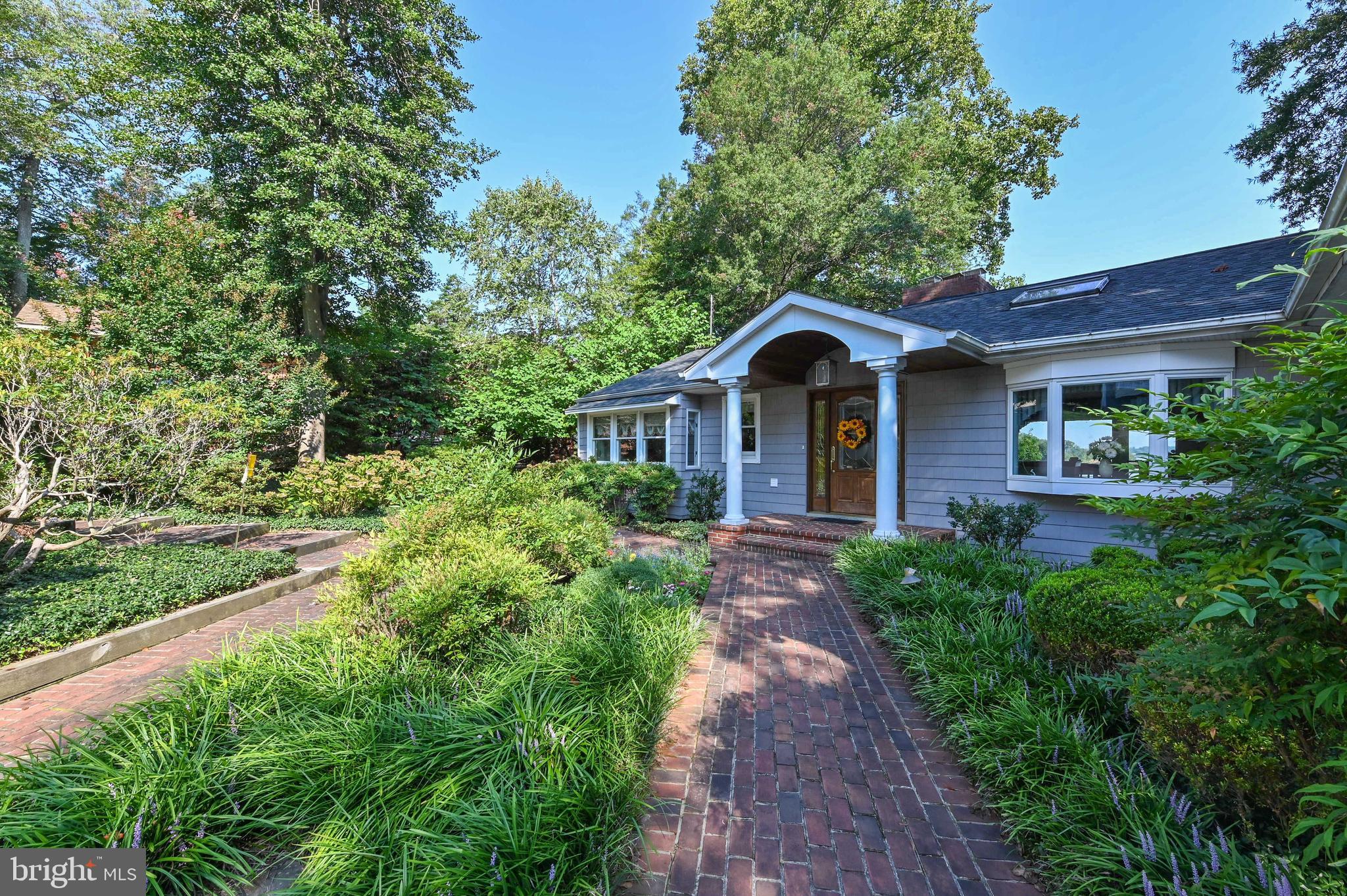 LOCH HAVEN - Residential