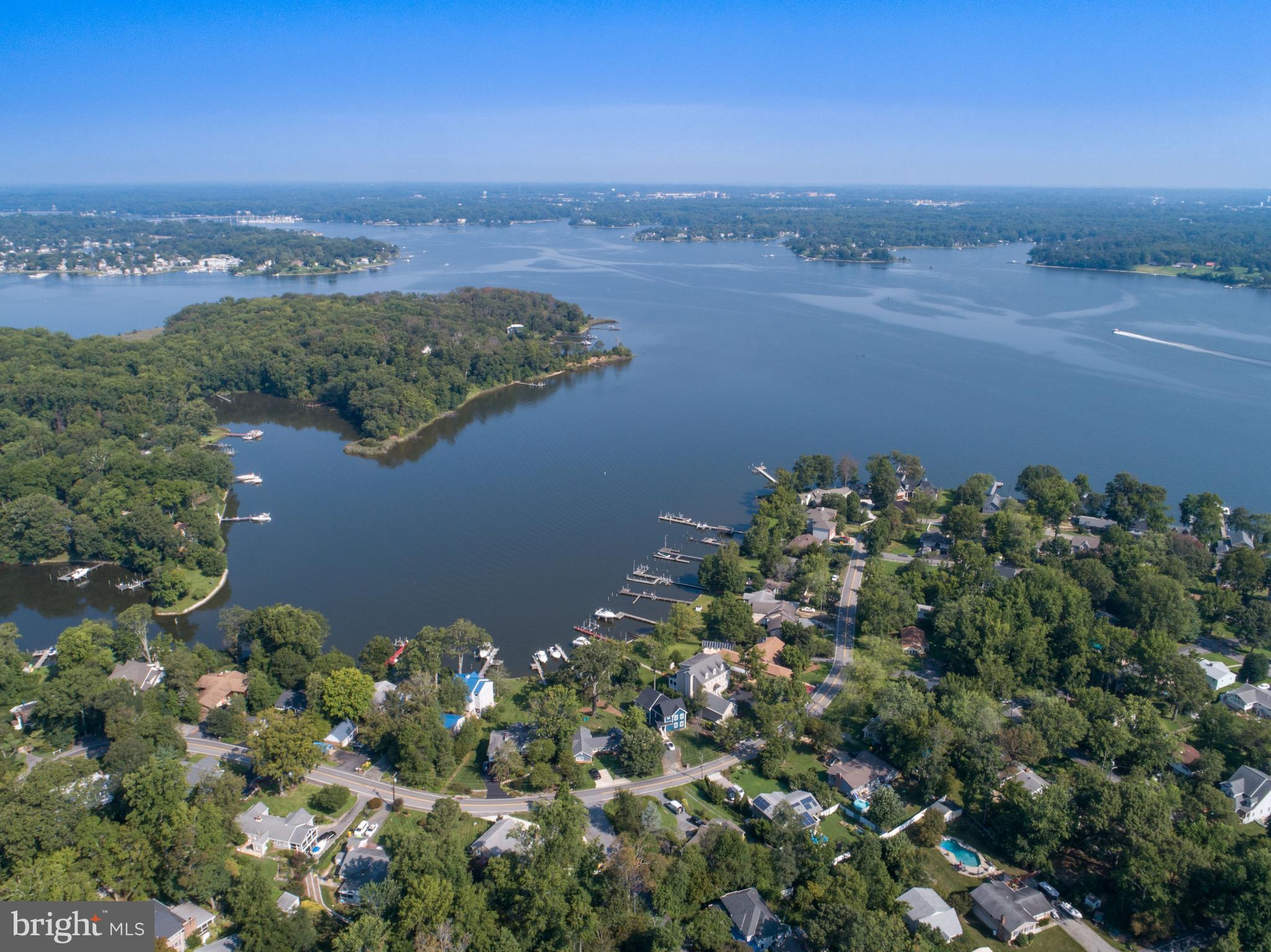 LOCH HAVEN - Residential