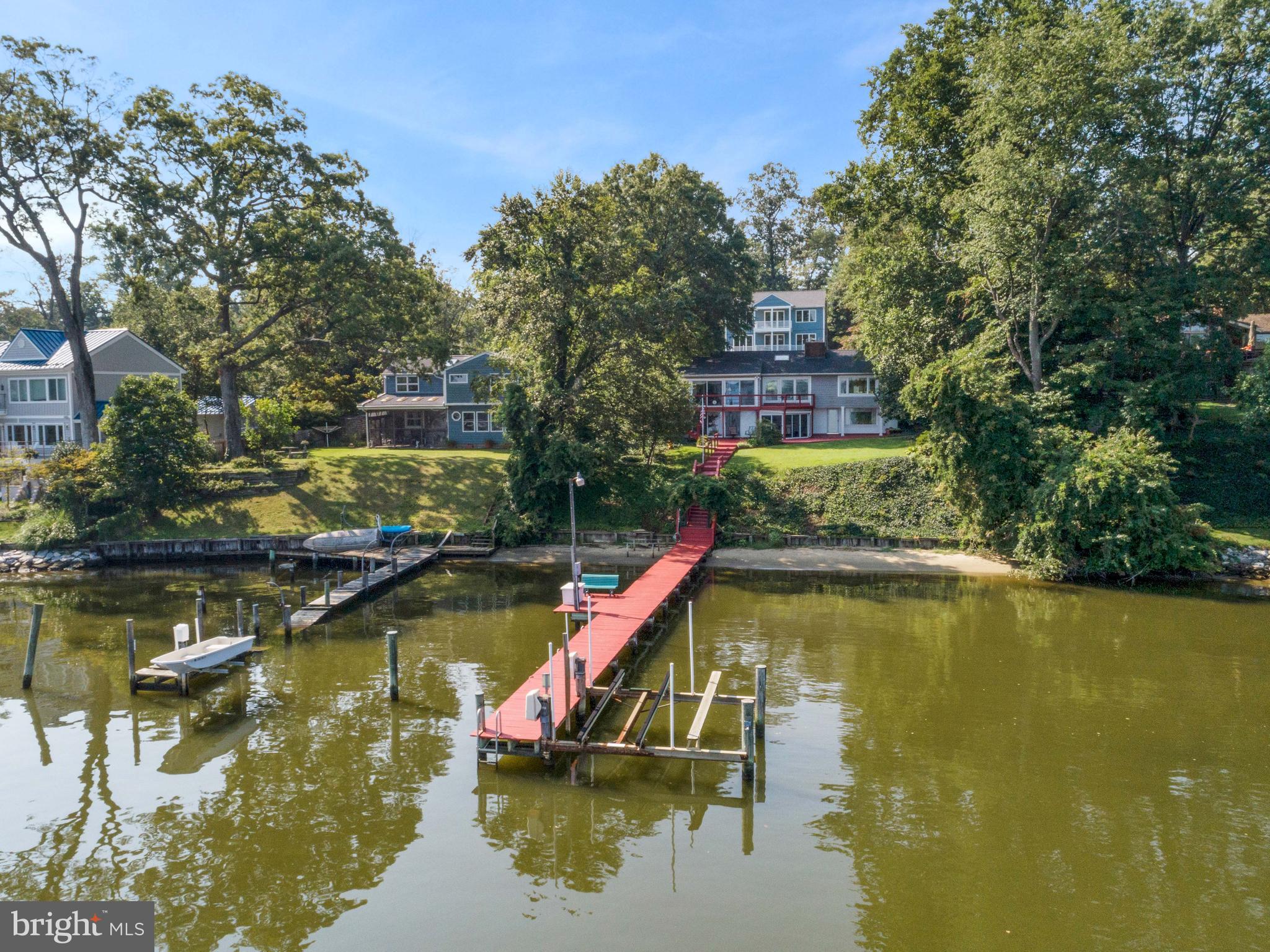 LOCH HAVEN - Residential