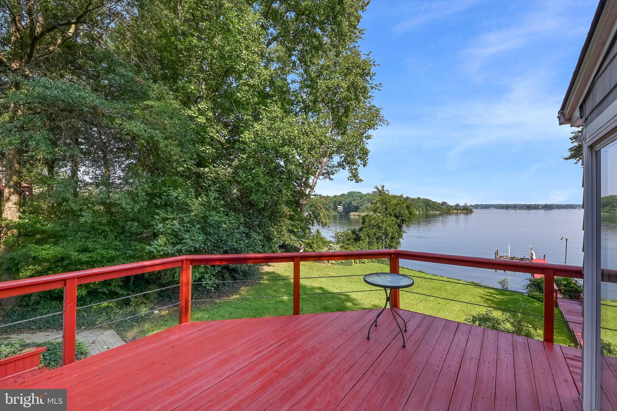 LOCH HAVEN - Residential