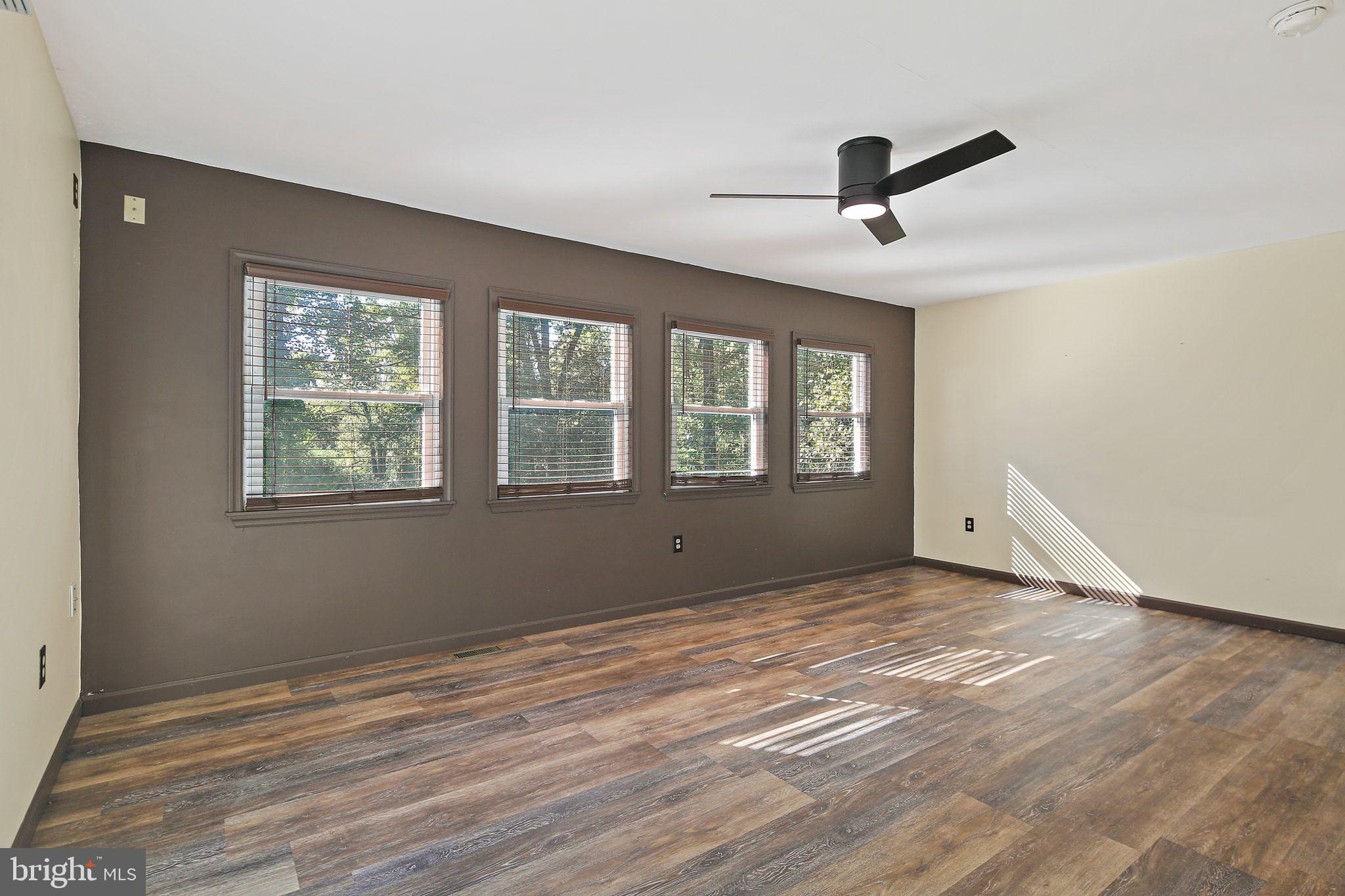 GAMBRILLS - Residential