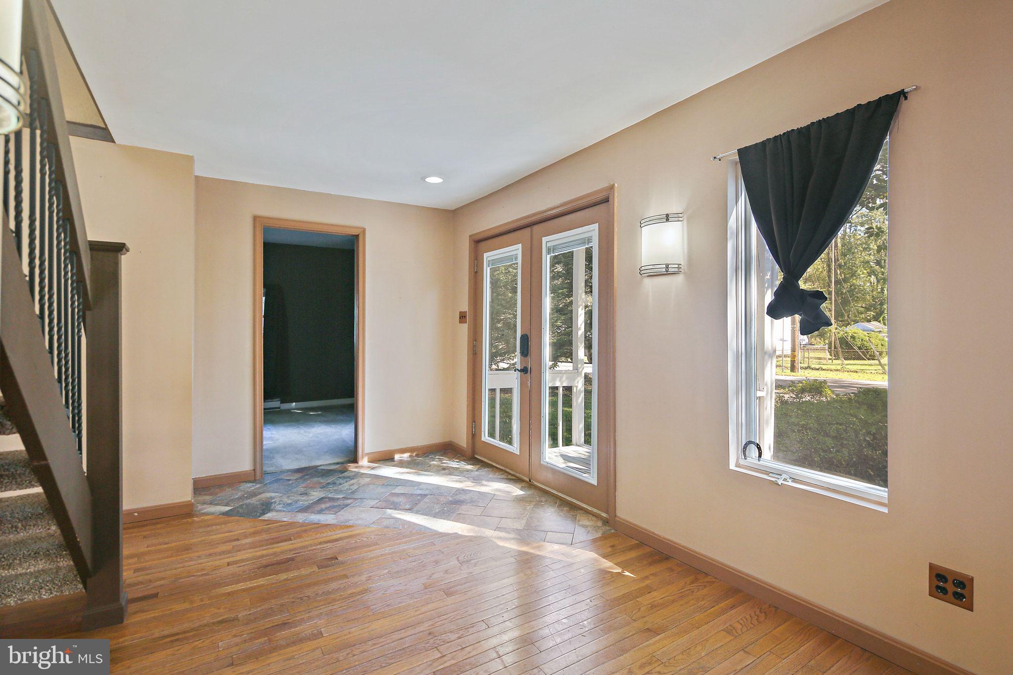 GAMBRILLS - Residential