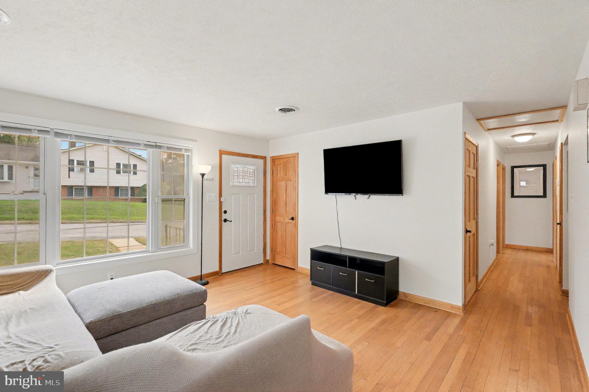 STRASBURG - Residential