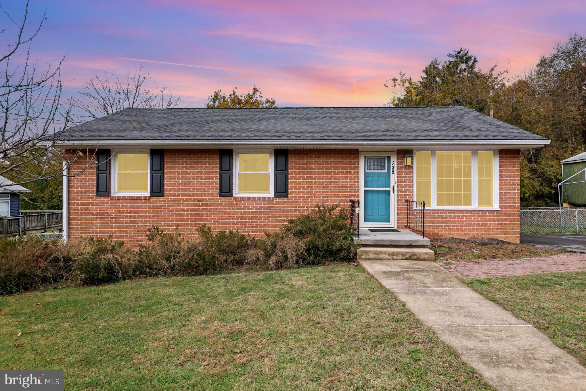 STRASBURG - Residential