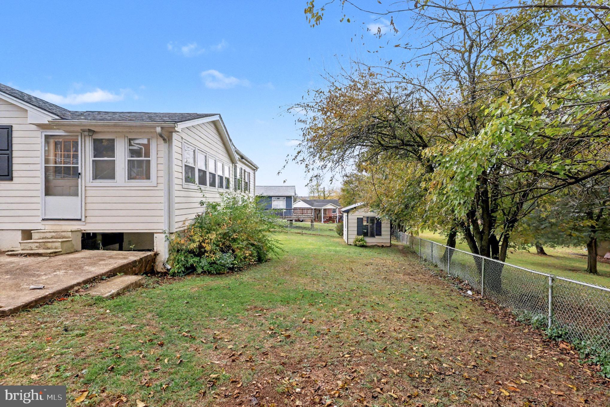 STRASBURG - Residential