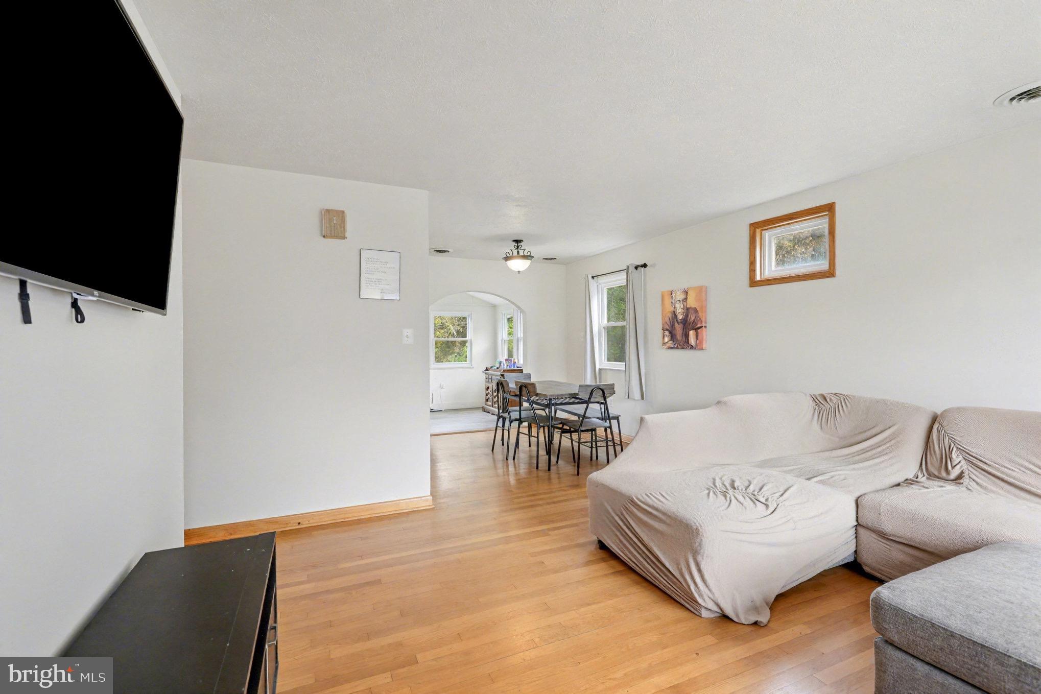 STRASBURG - Residential