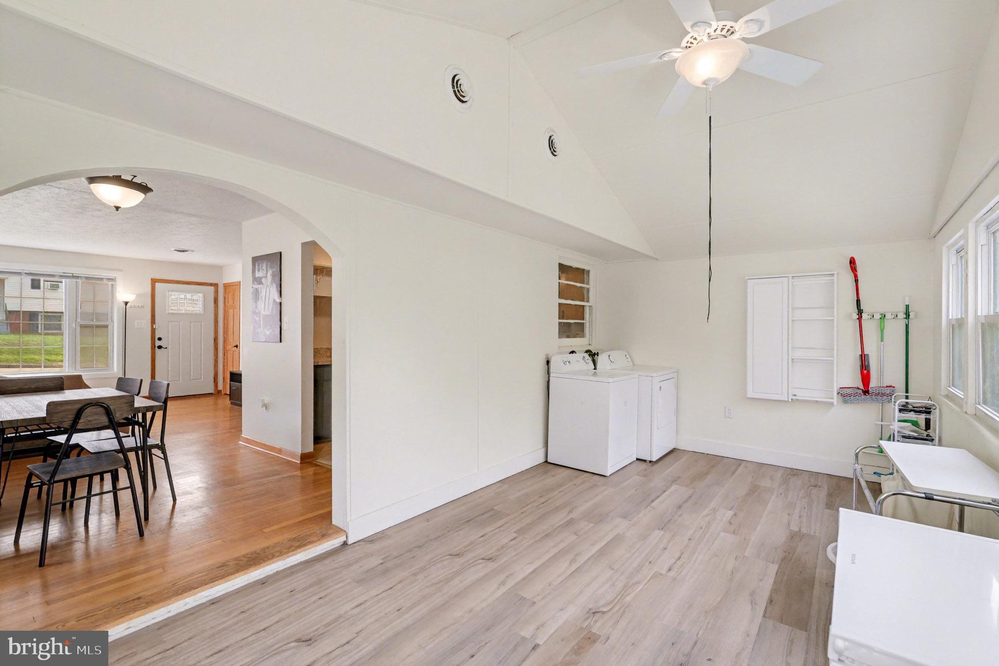 STRASBURG - Residential