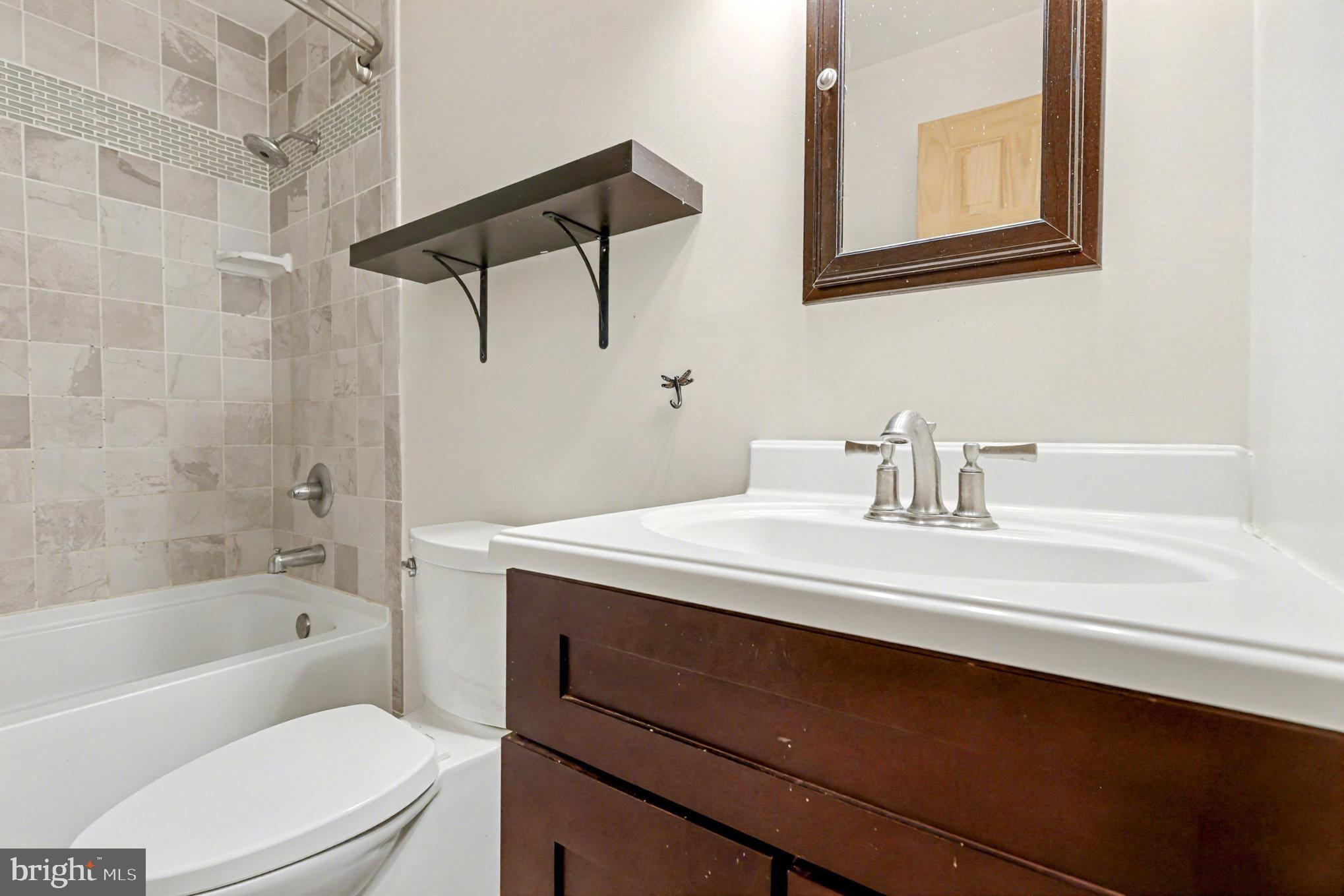 STRASBURG - Residential