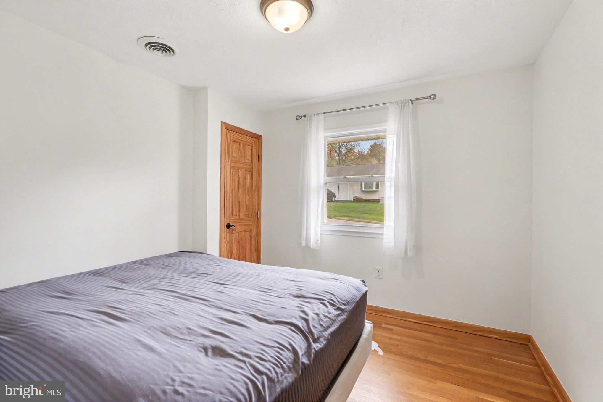 STRASBURG - Residential