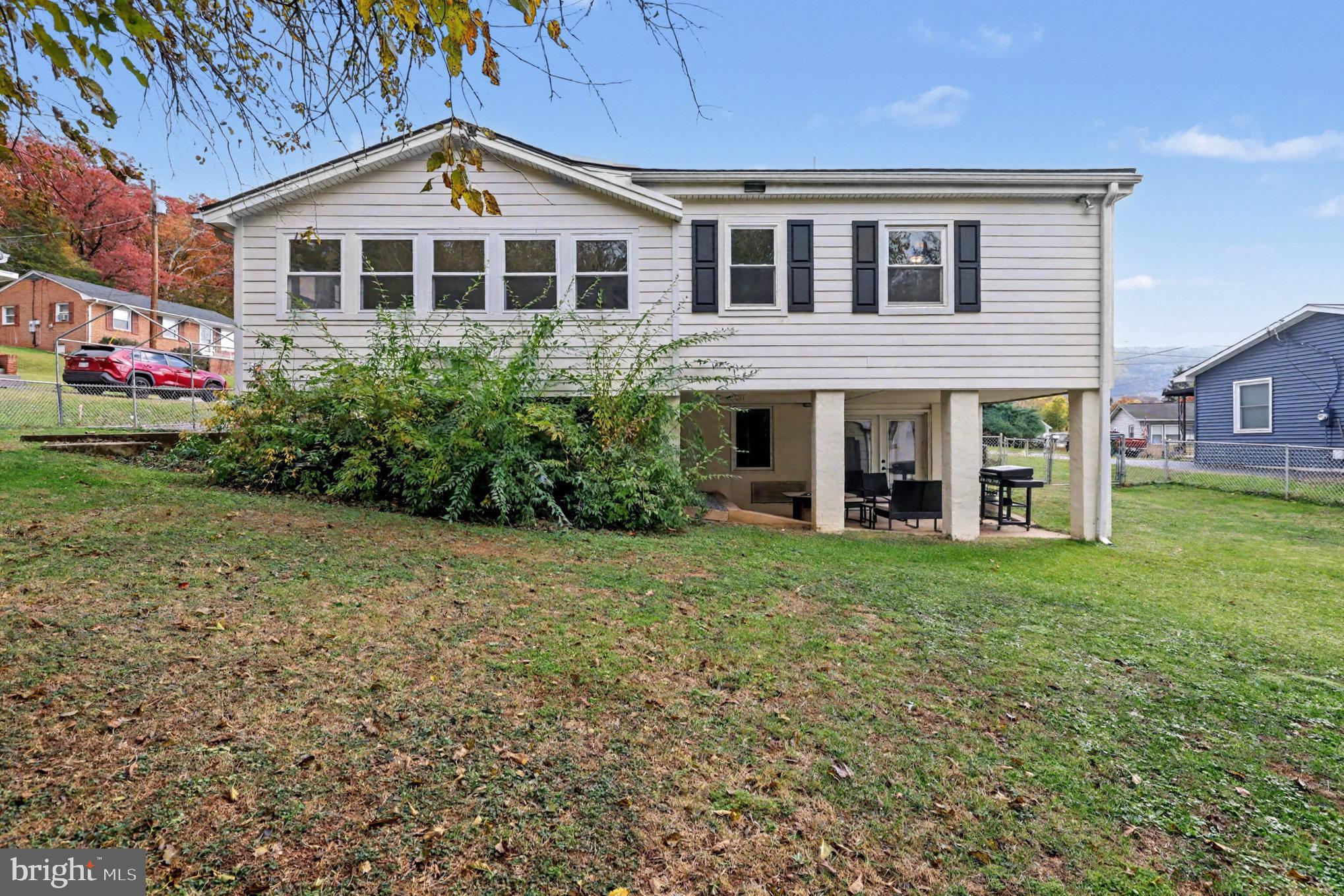 STRASBURG - Residential