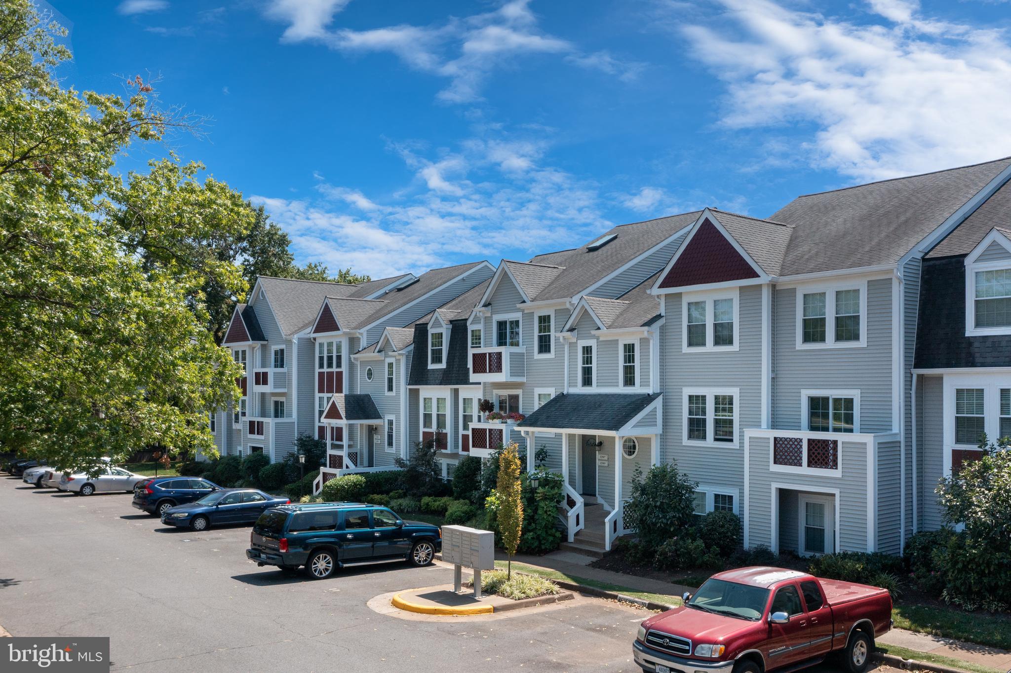 GRAYS POINTE - Residential