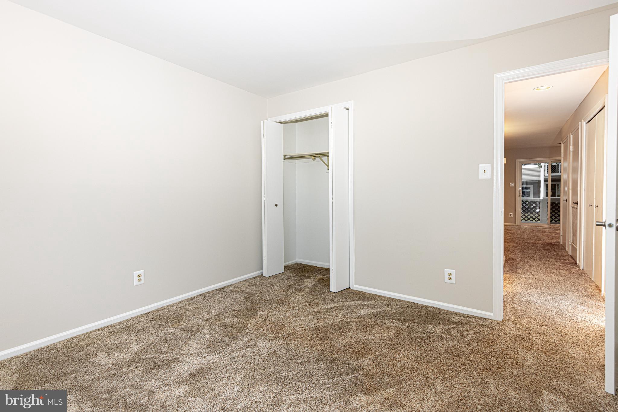 GRAYS POINTE - Residential