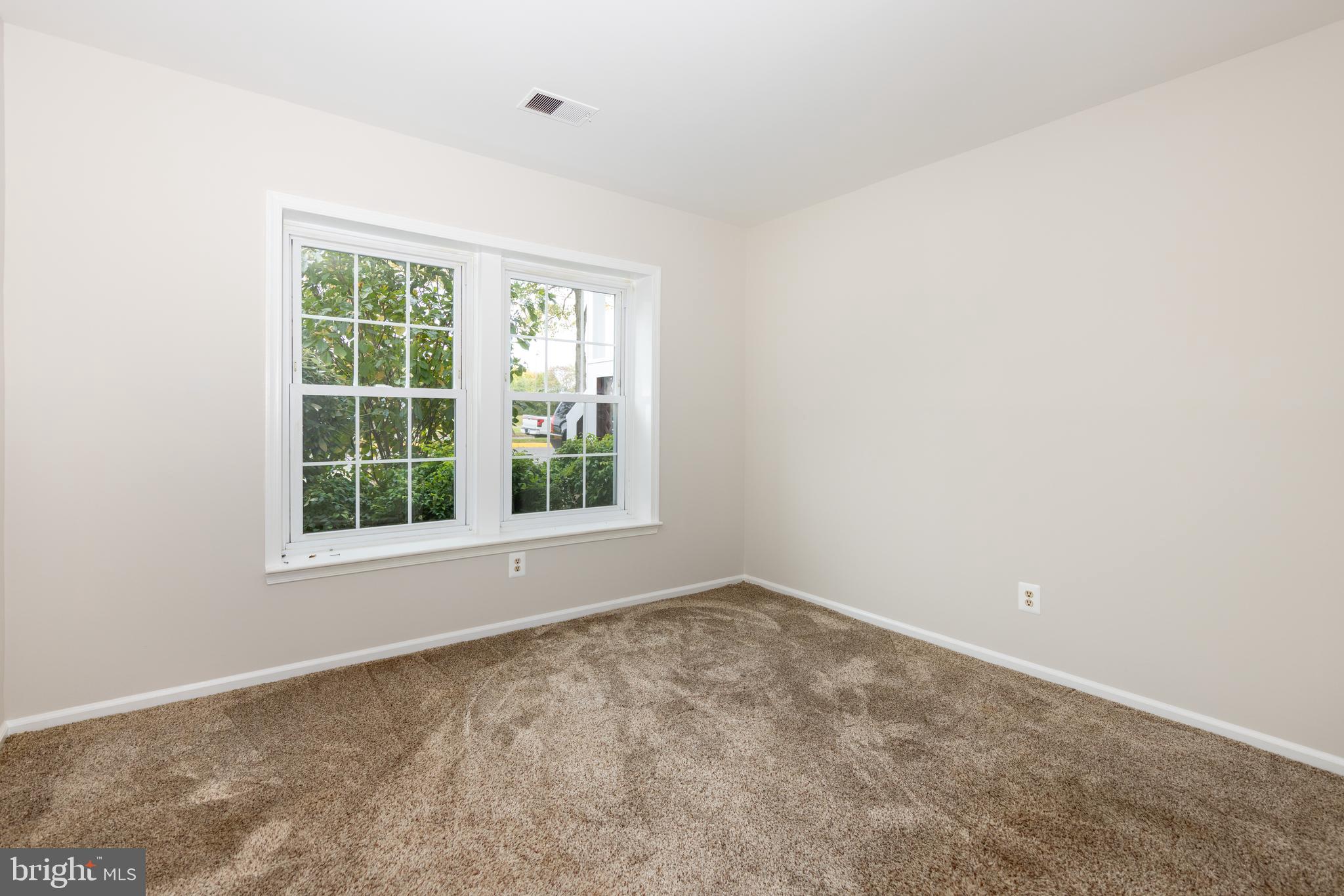 GRAYS POINTE - Residential