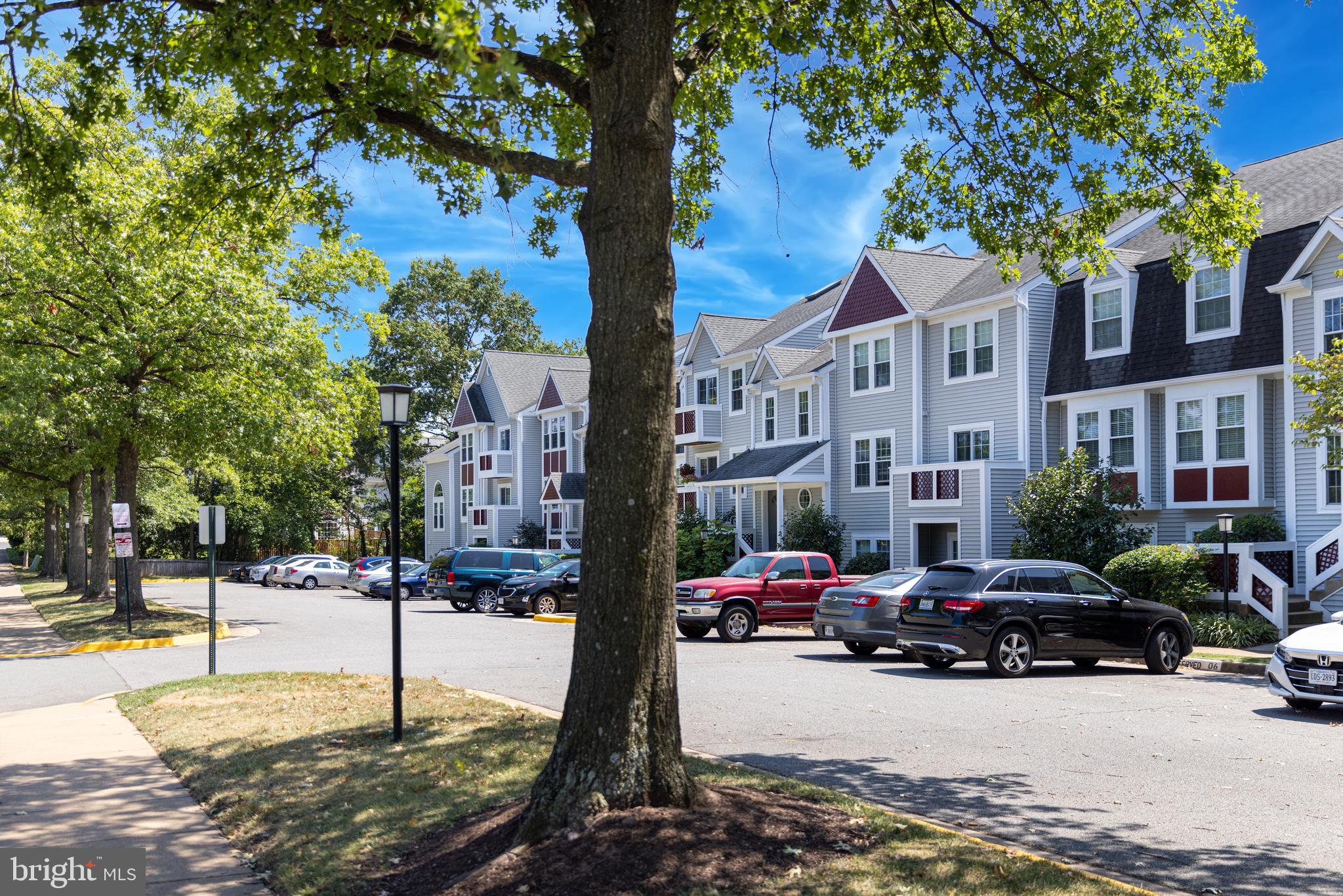 GRAYS POINTE - Residential