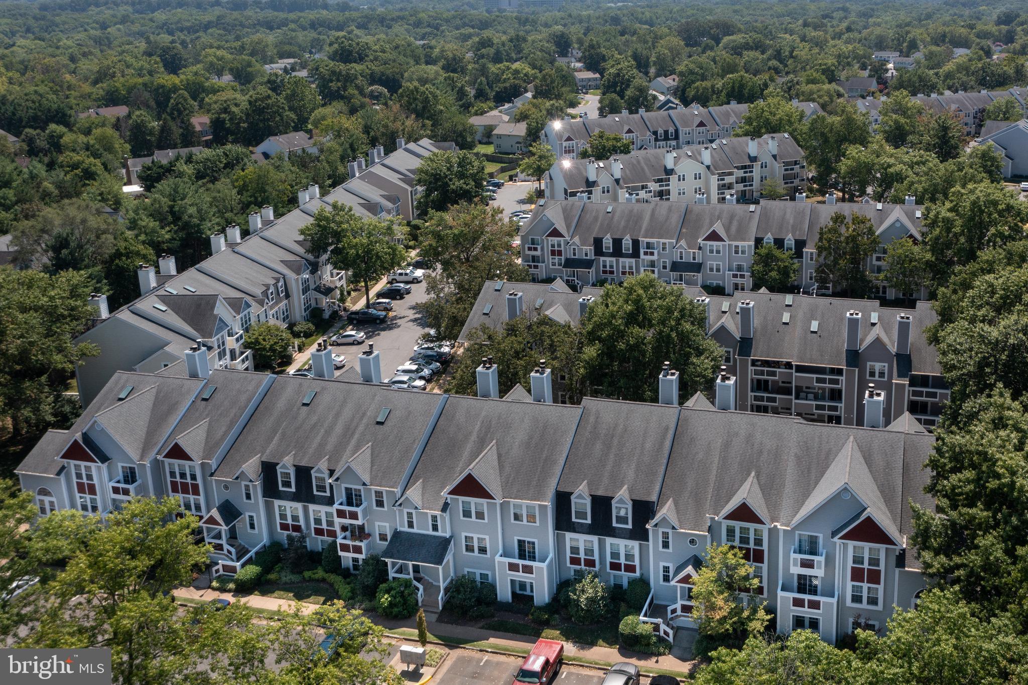 GRAYS POINTE - Residential