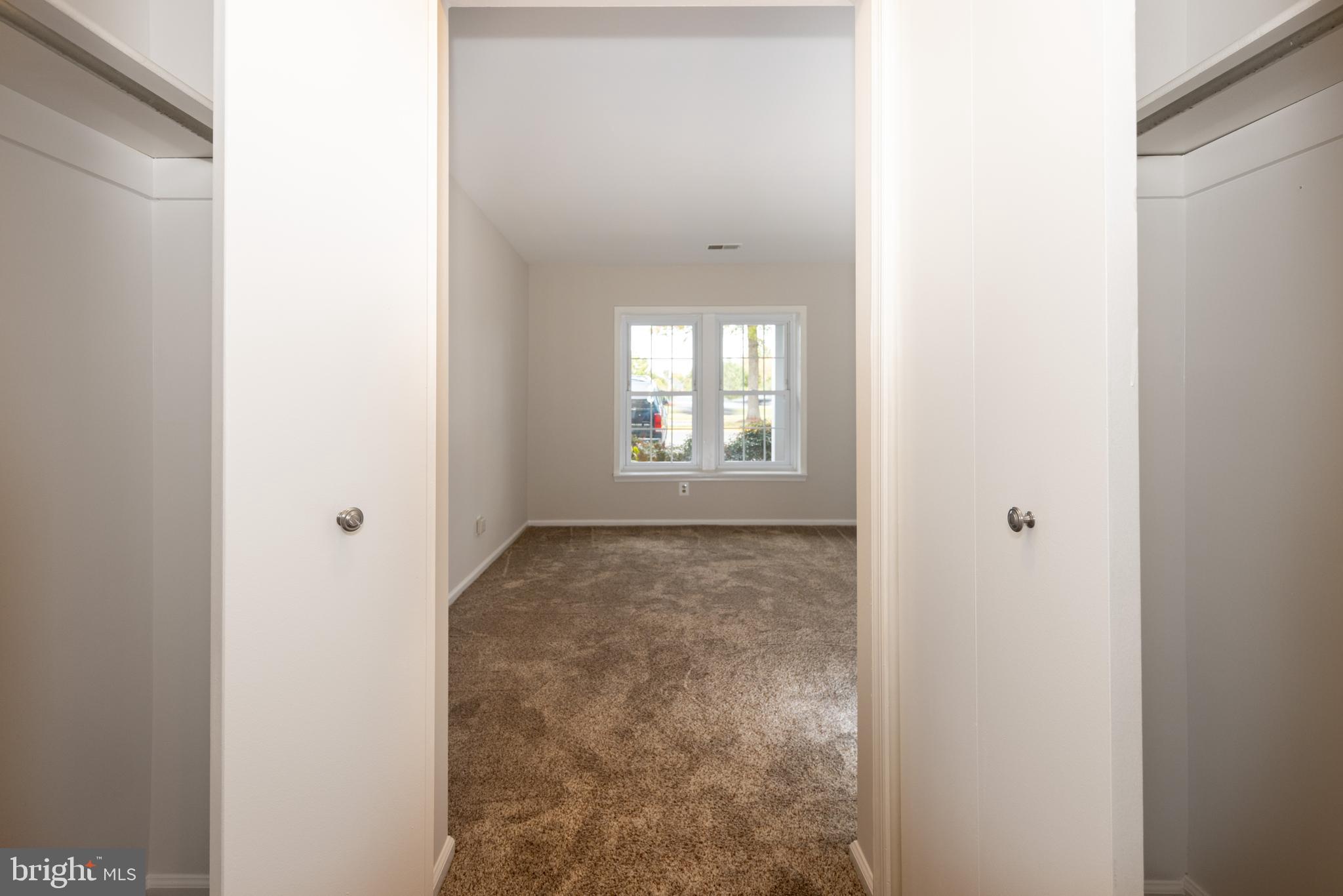 GRAYS POINTE - Residential