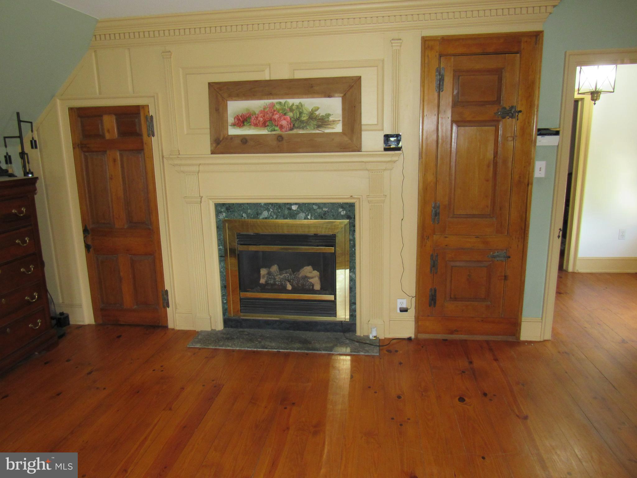 ROSEDALE - Residential