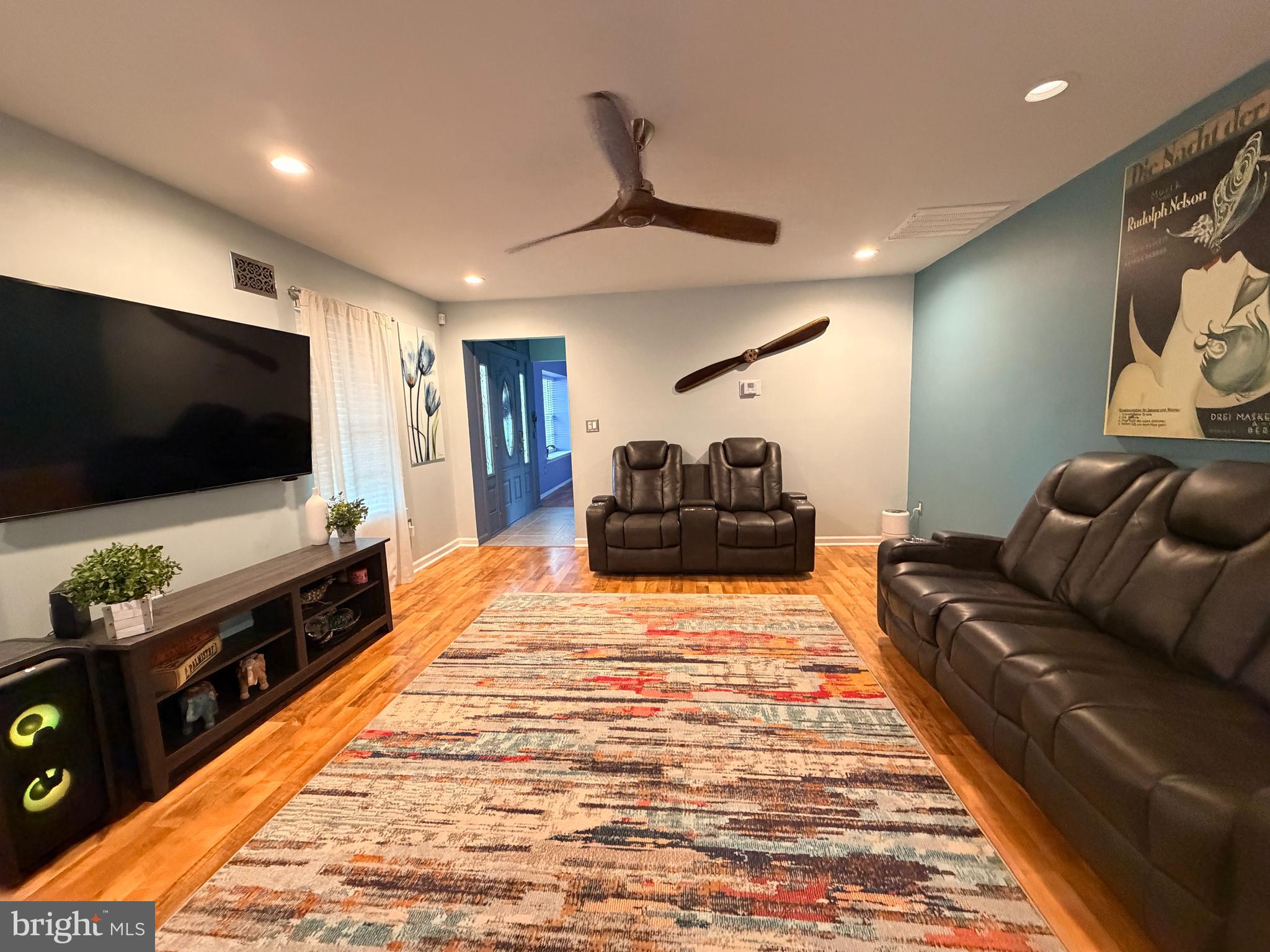 25 KENNEBEC COURT