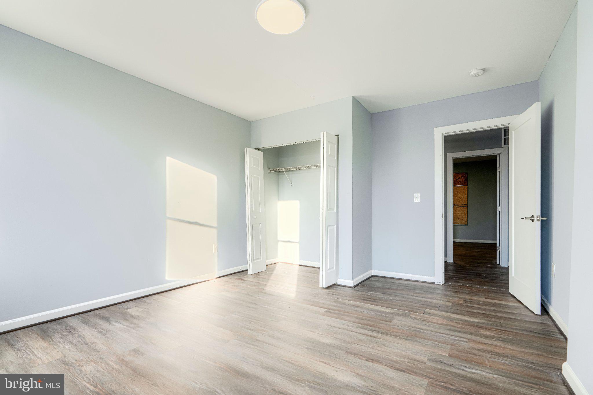 SANDTOWN-WINCHESTER - Residential