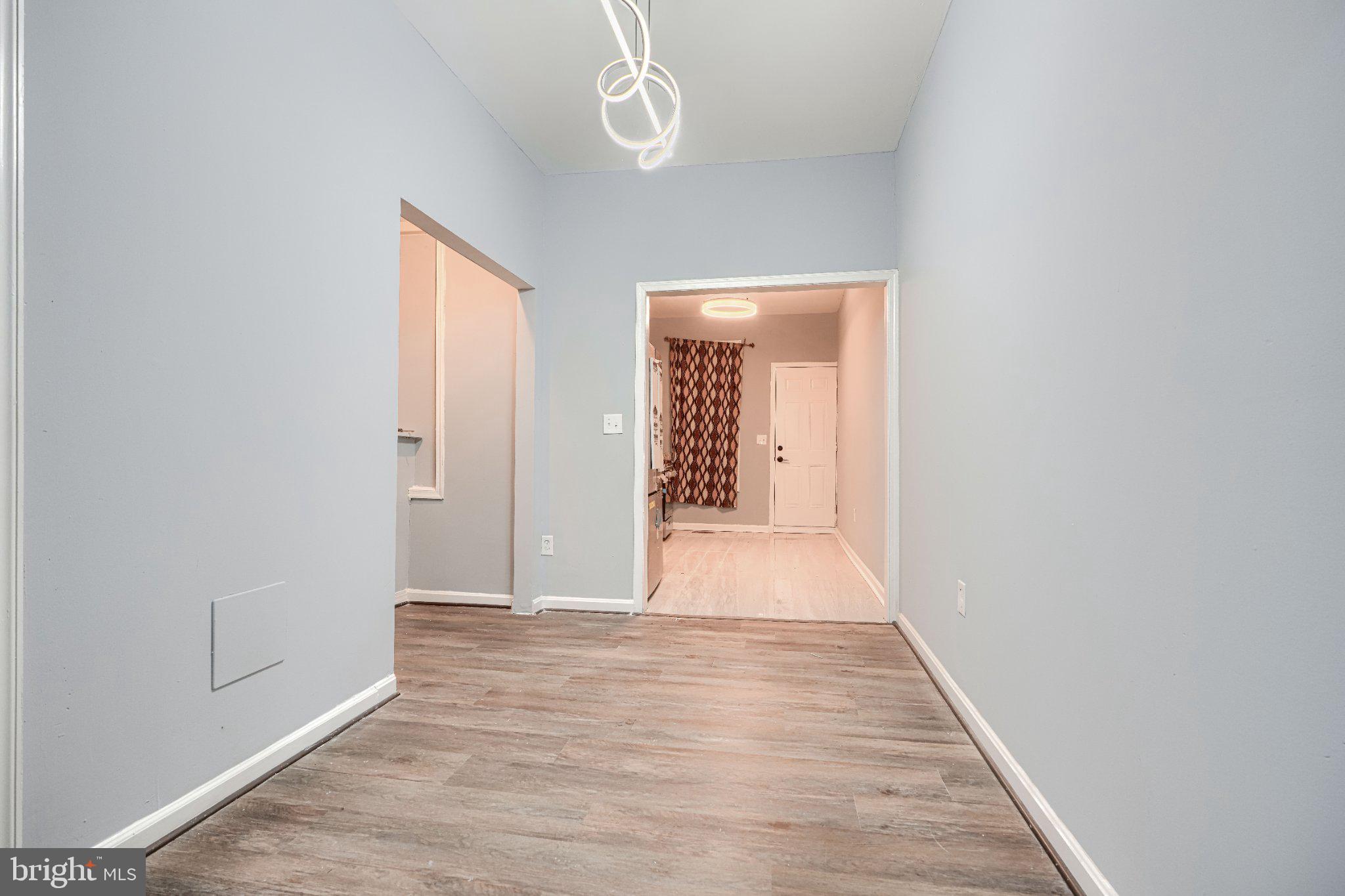 SANDTOWN-WINCHESTER - Residential
