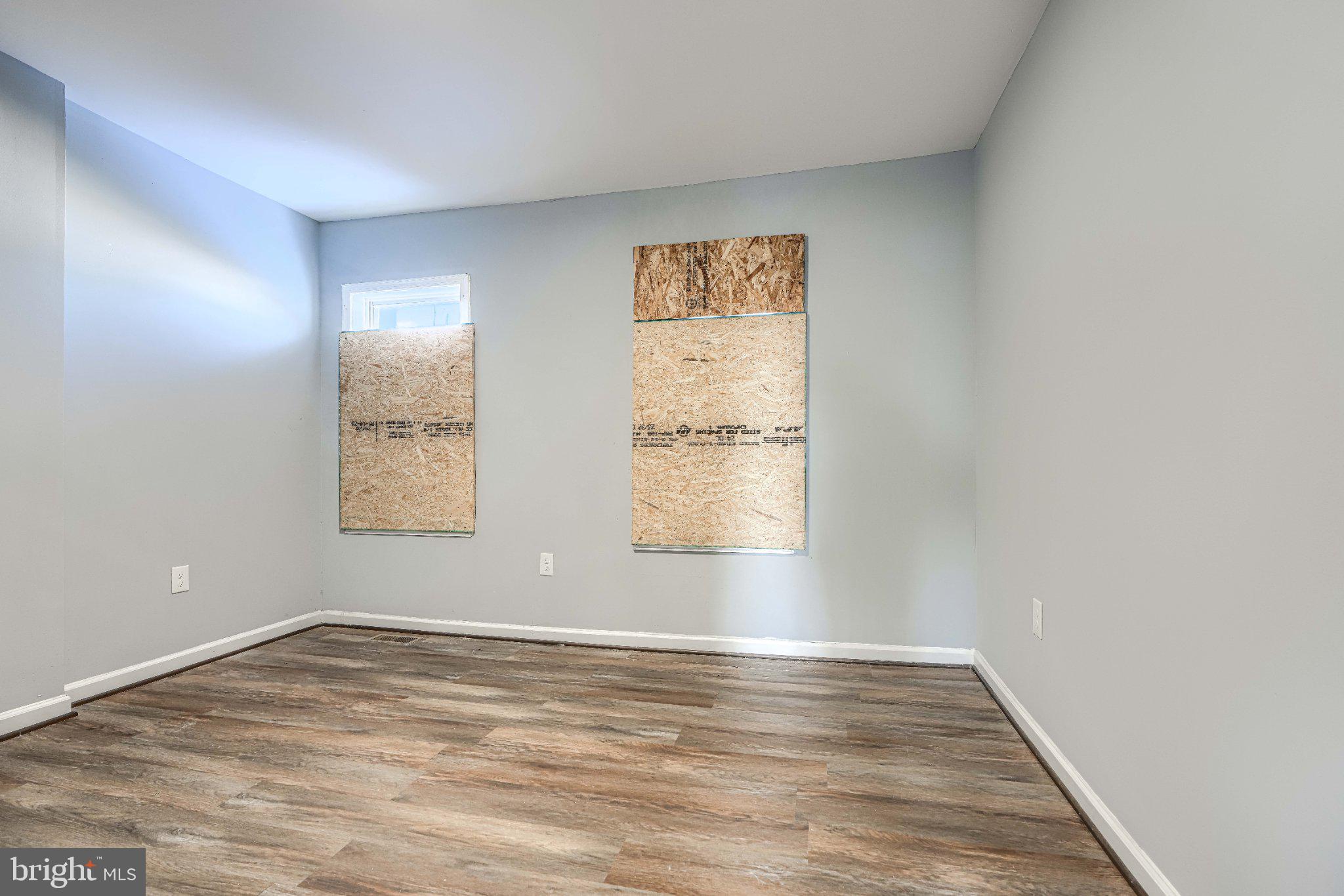 SANDTOWN-WINCHESTER - Residential