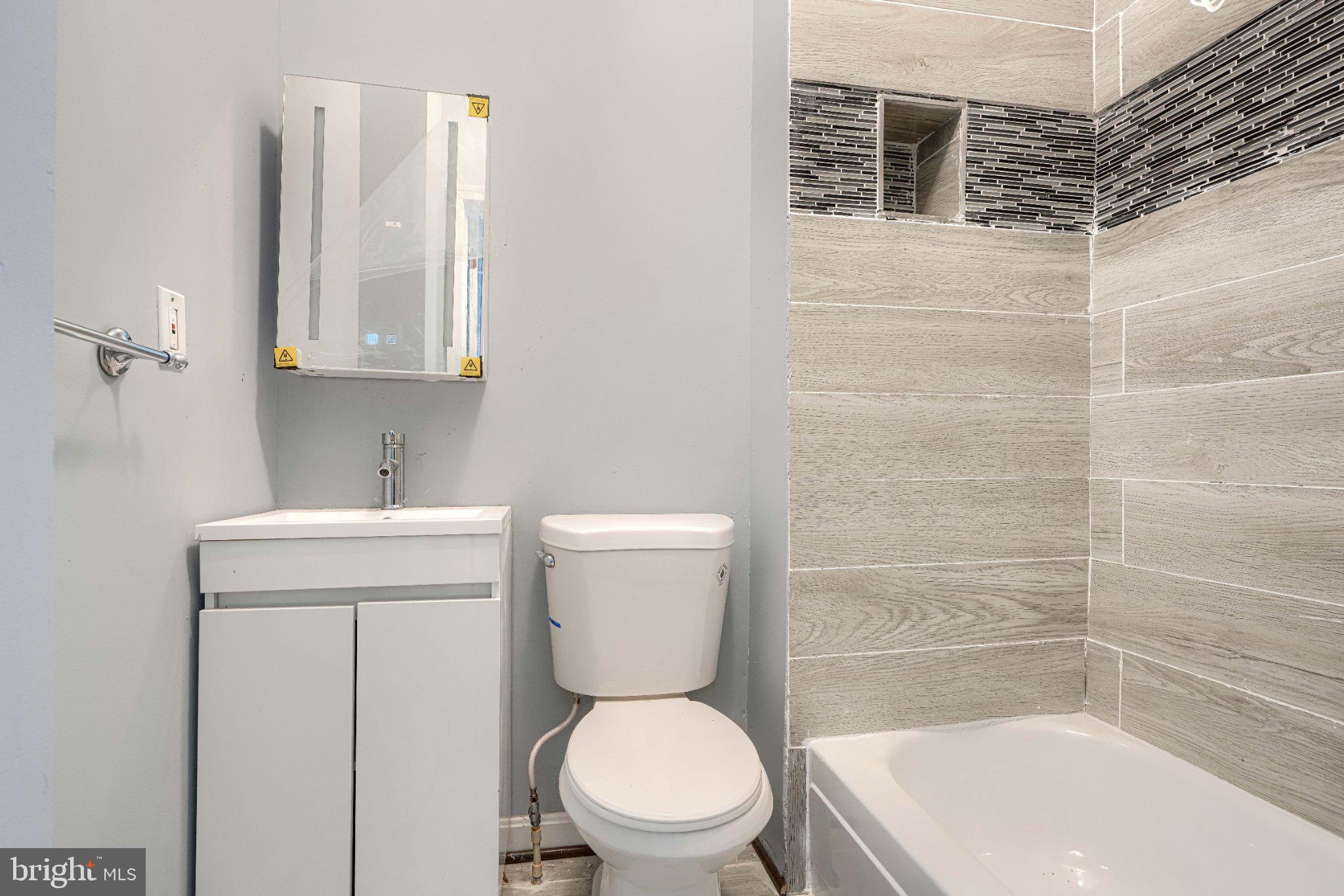 SANDTOWN-WINCHESTER - Residential